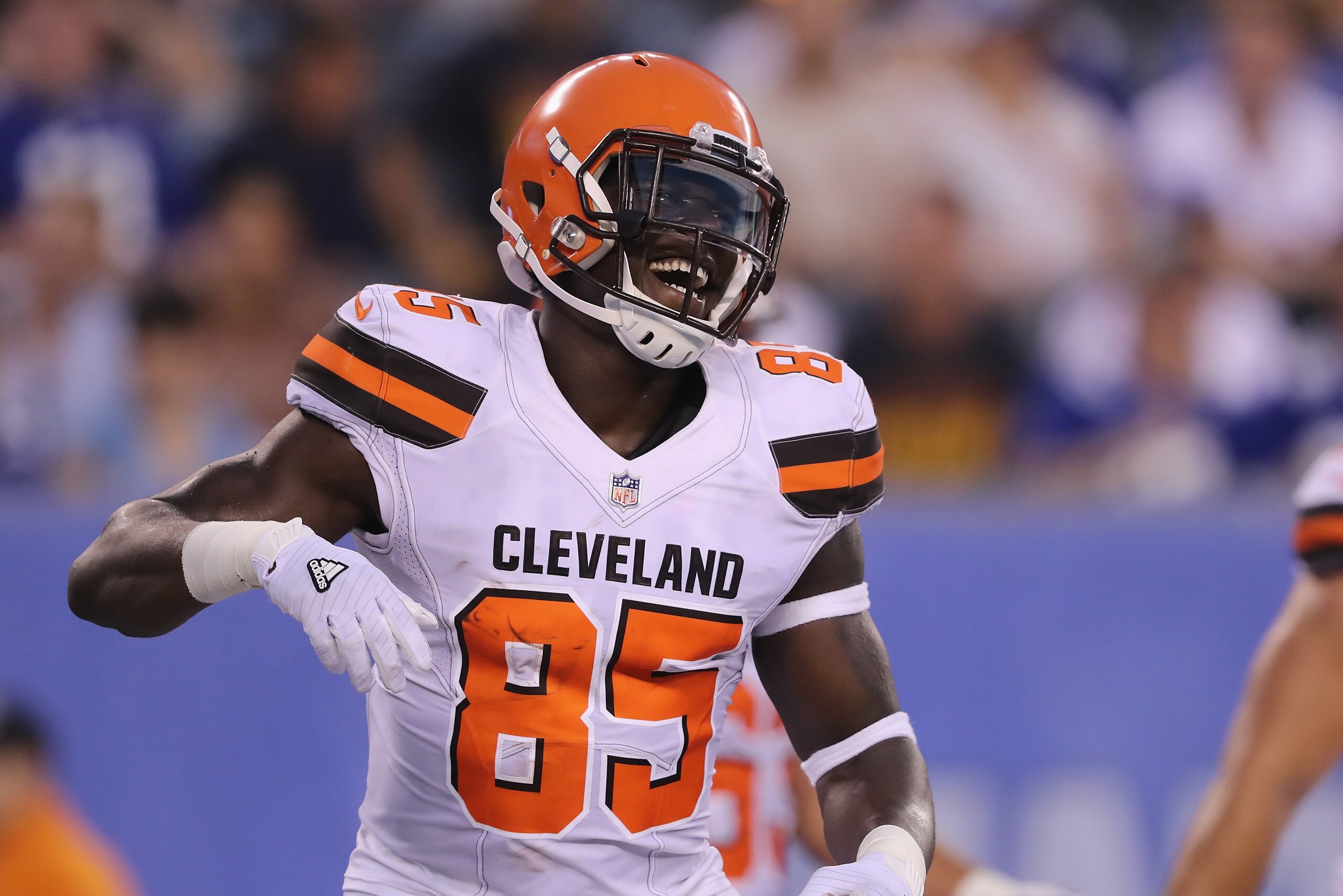 EAST RUTHERFORD, NJ - AUGUST 09:  David Njoku #85 of the Cleveland Browns celebrates his touchdown in the second quarter against the New York Giants during their preseason game on August 9,2018 at MetLife Stadium in East Rutherford, New Jersey.  (Photo by