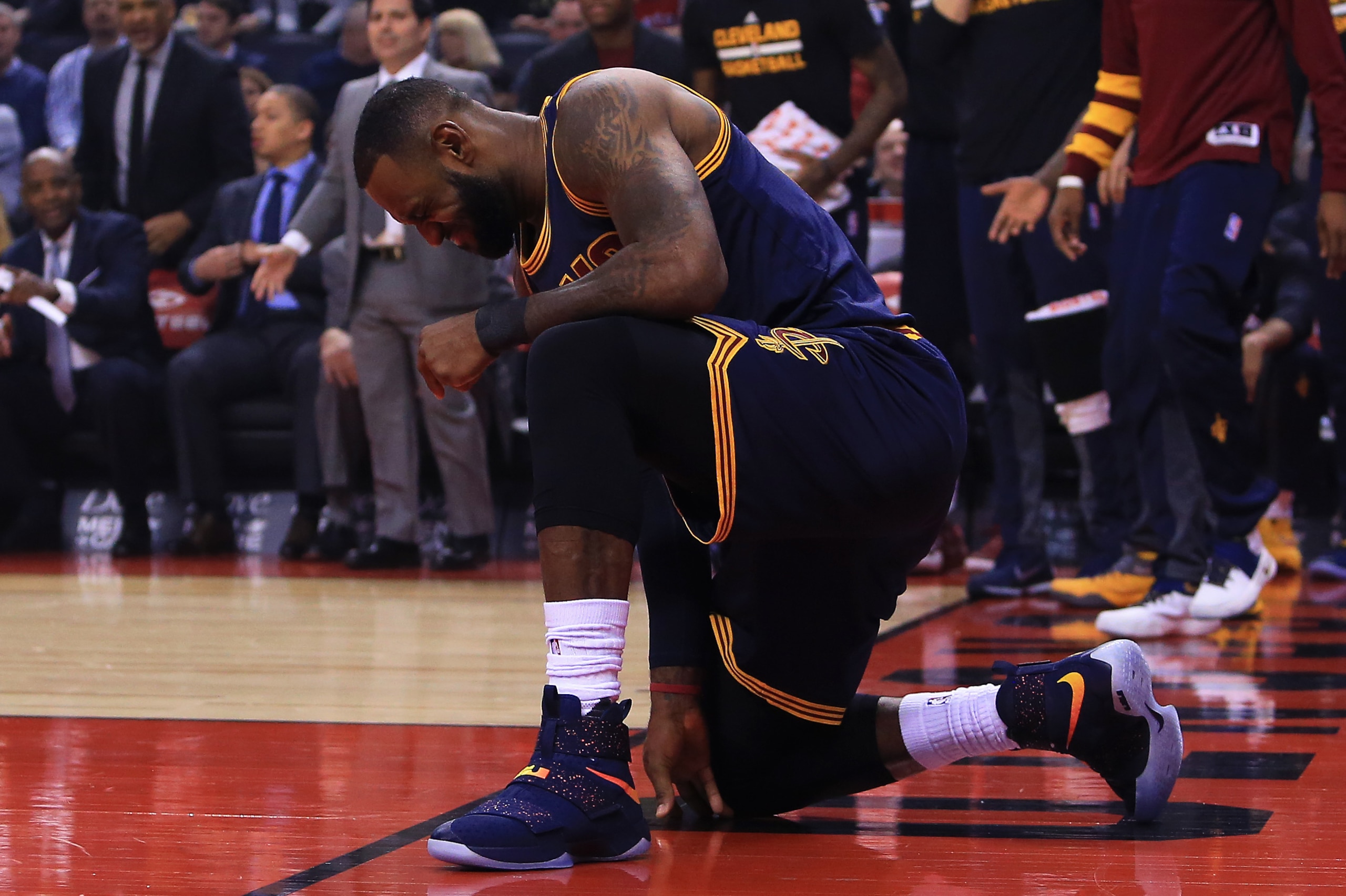 TORONTO, ON - DECEMBER 05:  Lebron James #23 of the Cleveland Cavaliers injures his ankle during the first half of an NBA game against the Toronto Raptors at Air Canada Centre on December 5, 2016 in Toronto, Canada.  NOTE TO USER: User expressly acknowled