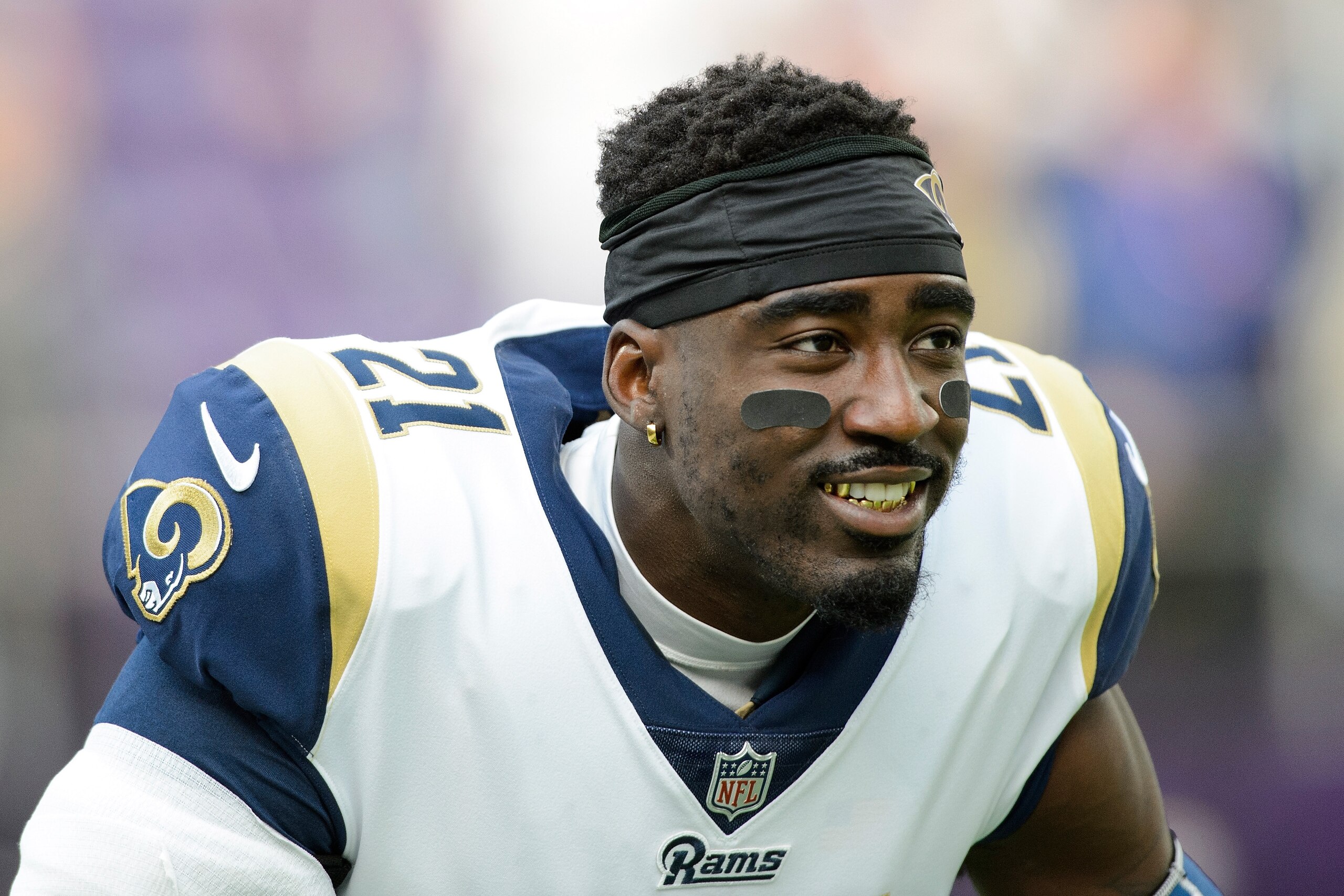 MINNEAPOLIS, MN - NOVEMBER 19: Kayvon Webster #21 of the Los Angeles Rams looks on before the game against the Minnesota Vikings on November 19, 2017 at US Bank Stadium in Minneapolis, Minnesota. (Photo by Hannah Foslien/Getty Images)