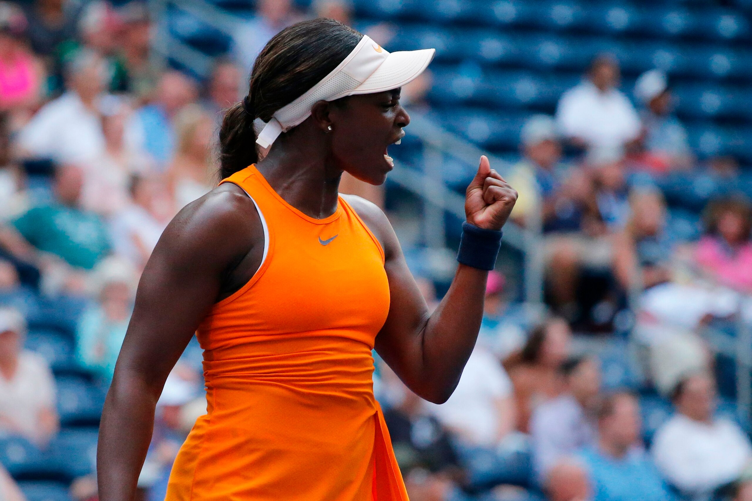 Sloane Stephens of the US reacts to a point while playing against  Evgenlya Rodina of Russia during their 2018 US Open women's match August 27, 2018 in New York. (Photo by Kena Betancur / AFP)        (Photo credit should read KENA BETANCUR/AFP/Getty Image