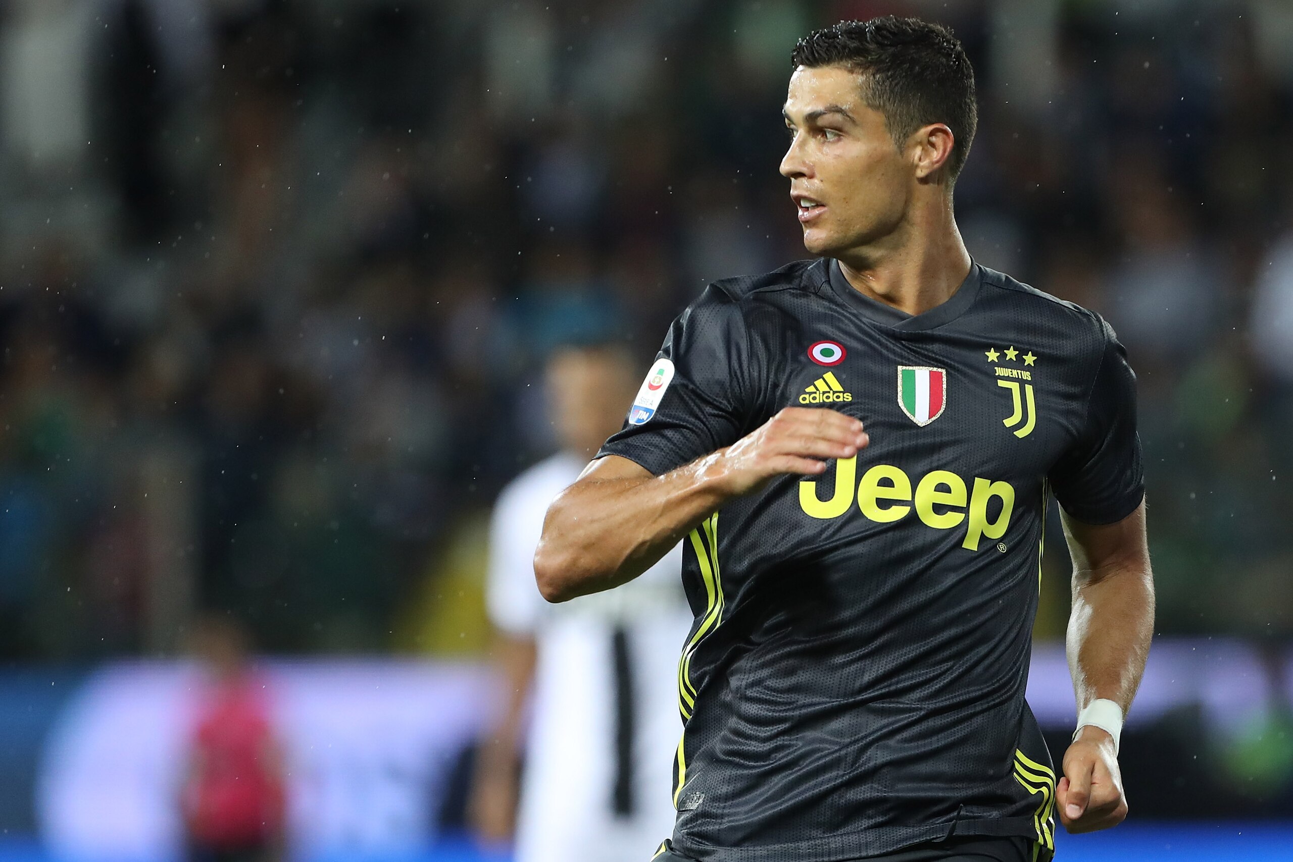 PARMA, ITALY - SEPTEMBER 01:  Cristiano Ronaldo of Juventus looks on during the serie A match between Parma Calcio and Juventus at Stadio Ennio Tardini on September 1, 2018 in Parma, Italy.  (Photo by Marco Luzzani/Getty Images)