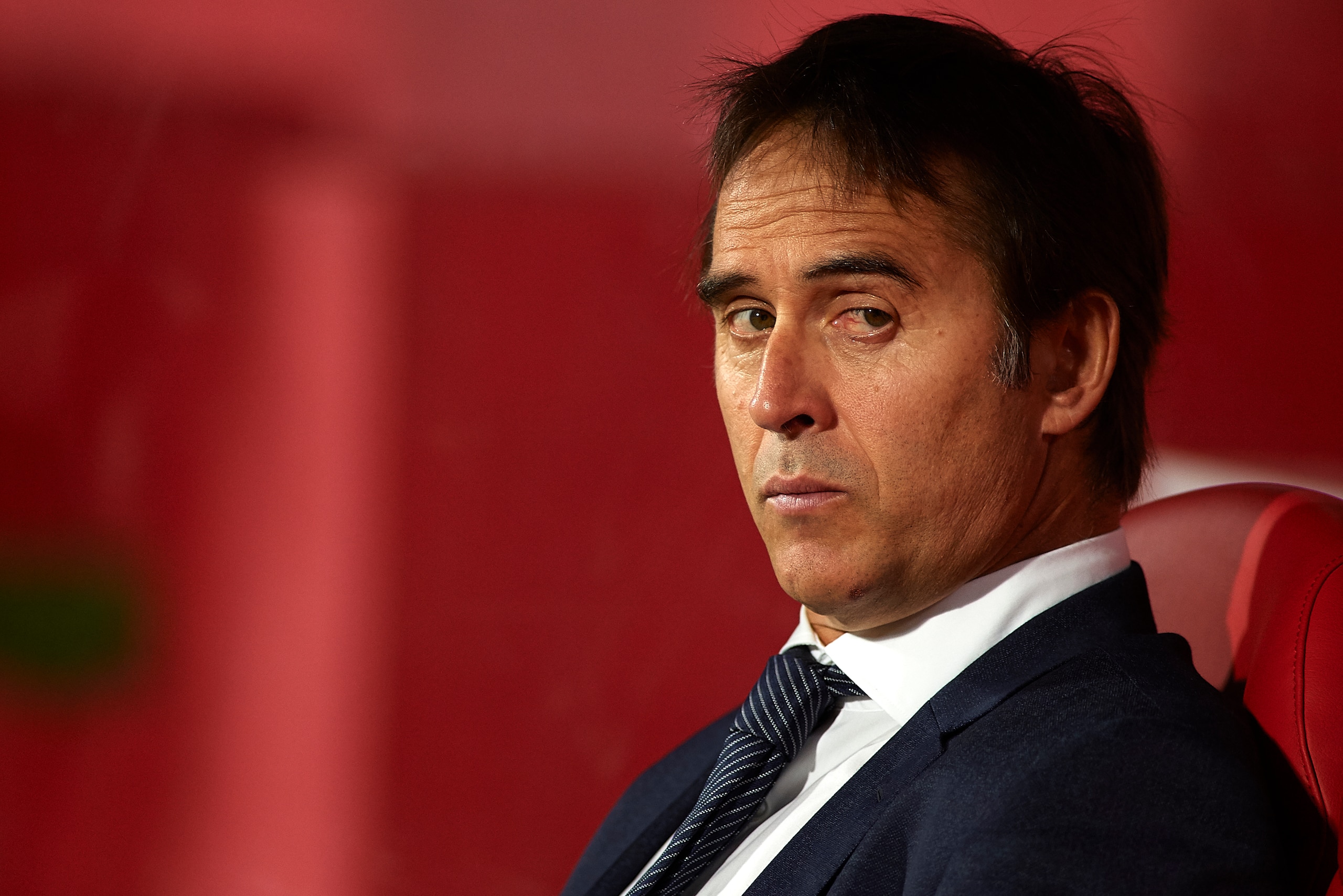 GIRONA, SPAIN - AUGUST 26: Julen Lopetegui, Manager of Real Madrid looks on prior to the La Liga match between Girona FC and Real Madrid CF at Montilivi Stadium on August 26, 2018 in Girona, Spain. (Photo by Quality Sport Images/Getty Images) GIRONA, SPAIN - AUGUST 26: Julen Lopetegui, Manager of Real Madrid looks on prior to the La Liga match between Girona FC and Real Madrid CF at Montilivi Stadium on August 26, 2018 in Girona, Spain. (Photo by Quality Sport Images/Getty Images)