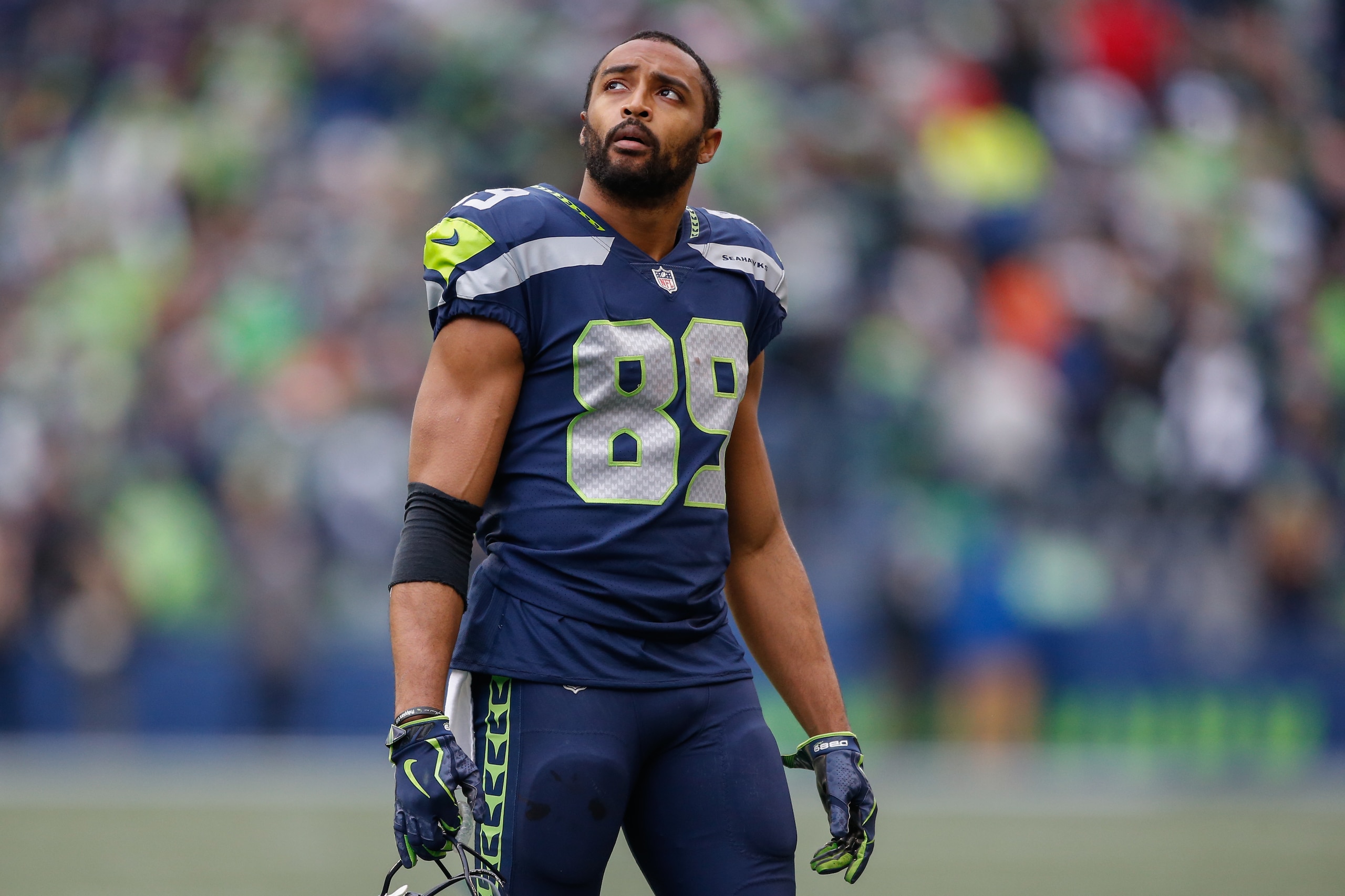 SEATTLE, WA - DECEMBER 17: Wide receiver Doug Baldwin #89 of the Seattle Seahawks looks on during the game against the Los Angeles Rams at CenturyLink Field on December 17, 2017 in Seattle, Washington. (Photo by Otto Greule Jr/Getty Images) SEATTLE, WA - DECEMBER 17: Wide receiver Doug Baldwin #89 of the Seattle Seahawks looks on during the game against the Los Angeles Rams at CenturyLink Field on December 17, 2017 in Seattle, Washington. (Photo by Otto Greule Jr/Getty Images)