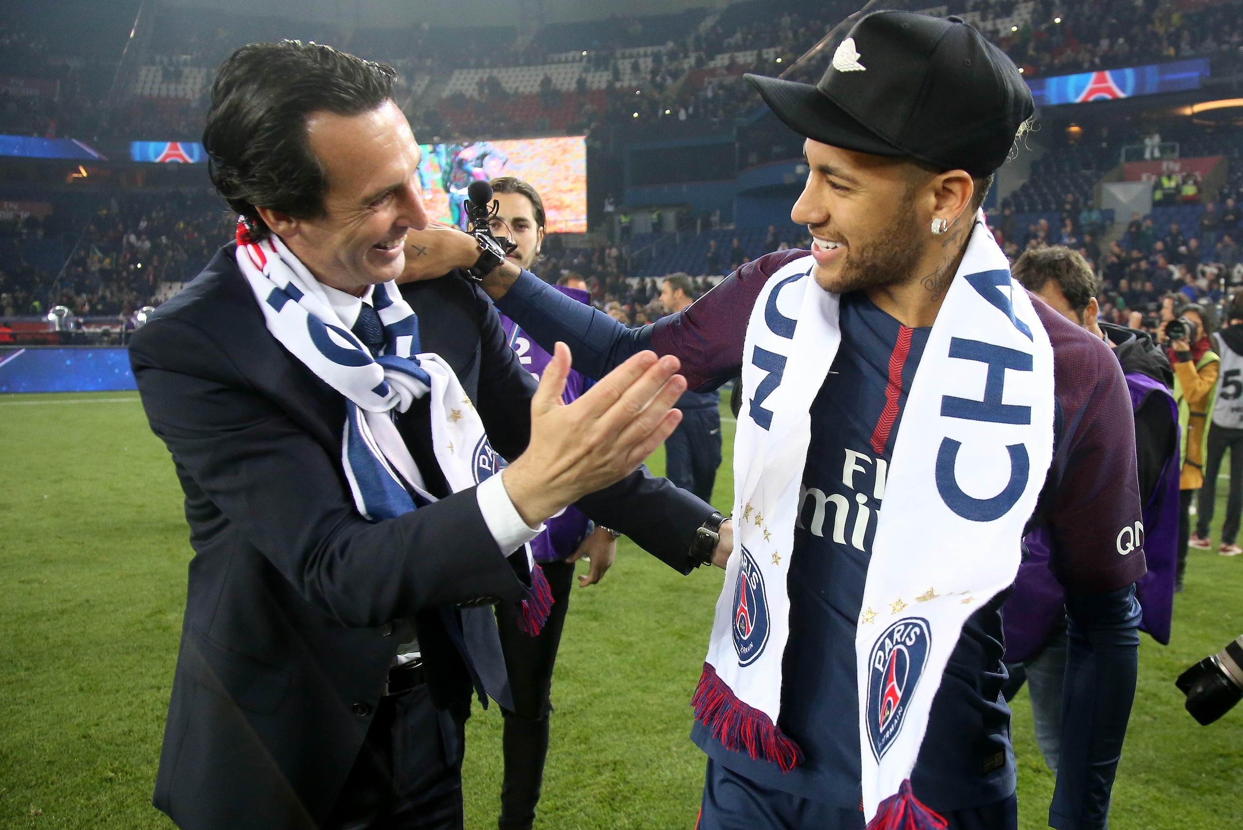 PARIS, FRANCE - MAY 12: Coach of PSG Unai Emery, Neymar Jr celebrate during the French Ligue 1 Championship Trophy Ceremony following the Ligue 1 match between Paris Saint-Germain (PSG) and Stade Rennais (Rennes) at Parc des Princes stadium on May 12, 201 PARIS, FRANCE - MAY 12: Coach of PSG Unai Emery, Neymar Jr celebrate during the French Ligue 1 Championship Trophy Ceremony following the Ligue 1 match between Paris Saint-Germain (PSG) and Stade Rennais (Rennes) at Parc des Princes stadium on May 12, 201