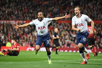 MANCHESTER, ENGLAND - AUGUST 27:  Lucas Moura of Tottenham Hotspur celebrates after scoring his team's second goal during the Premier League match between Manchester United and Tottenham Hotspur at Old Trafford on August 27, 2018 in Manchester, United Kin