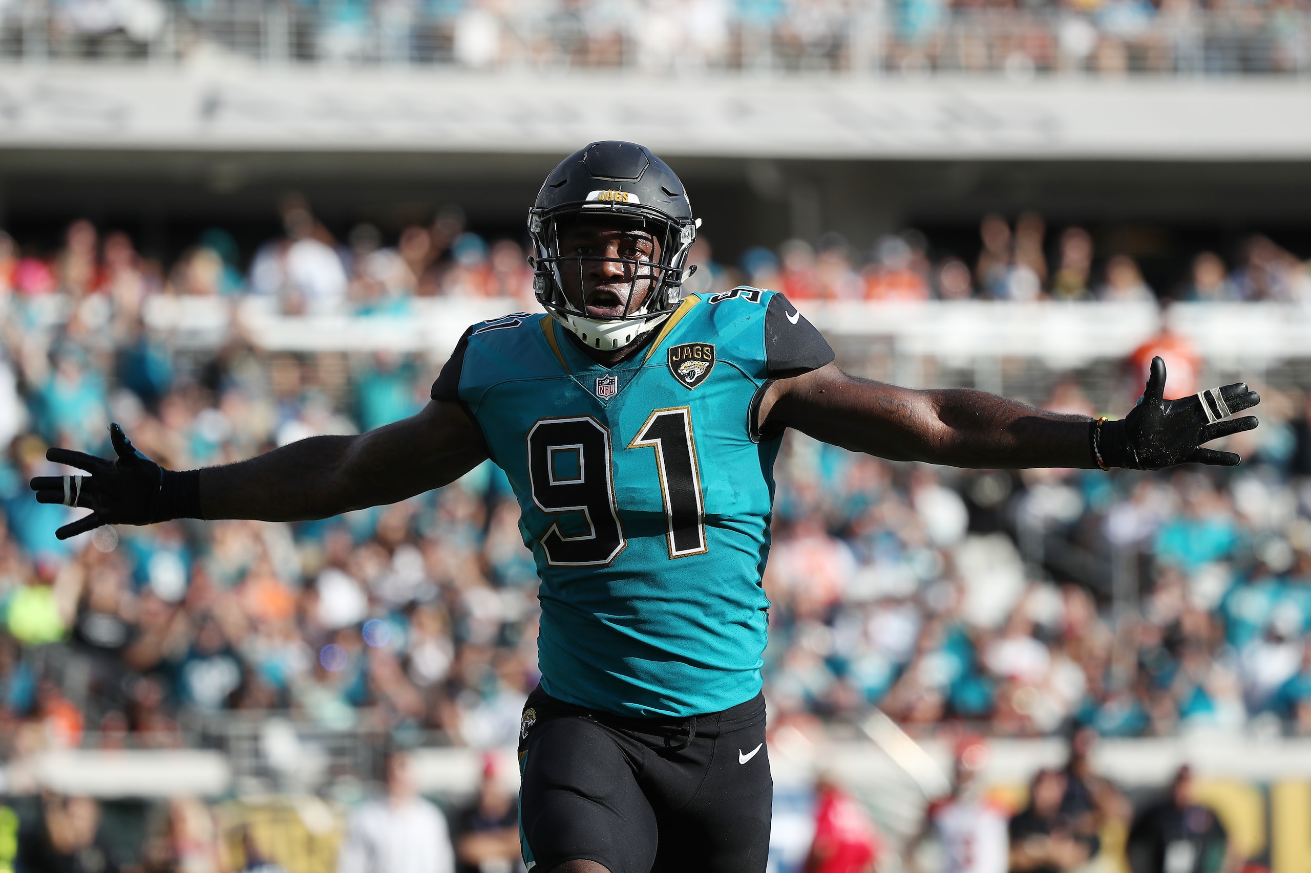 JACKSONVILLE, FL - NOVEMBER 05: Yannick Ngakoue #91 of the Jacksonville Jaguars celebrates a play on the field in the second half of their game against the Cincinnati Bengals at EverBank Field on November 5, 2017 in Jacksonville, Florida. (Photo by Loga JACKSONVILLE, FL - NOVEMBER 05: Yannick Ngakoue #91 of the Jacksonville Jaguars celebrates a play on the field in the second half of their game against the Cincinnati Bengals at EverBank Field on November 5, 2017 in Jacksonville, Florida. (Photo by Loga