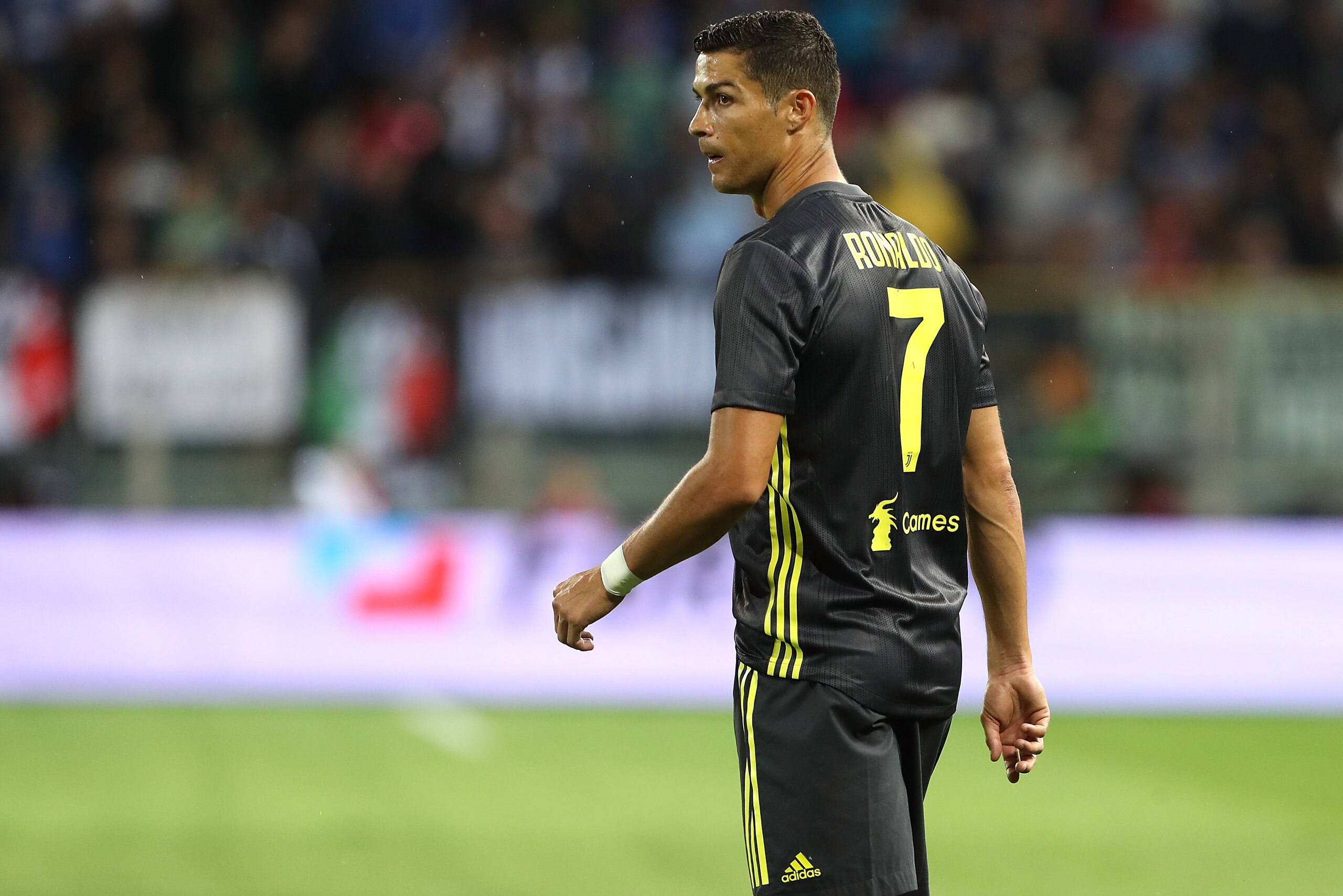 PARMA, ITALY - SEPTEMBER 01:  Cristiano Ronaldo of Juventus looks on during the serie A match between Parma Calcio and Juventus at Stadio Ennio Tardini on September 1, 2018 in Parma, Italy.  (Photo by Marco Luzzani/Getty Images)