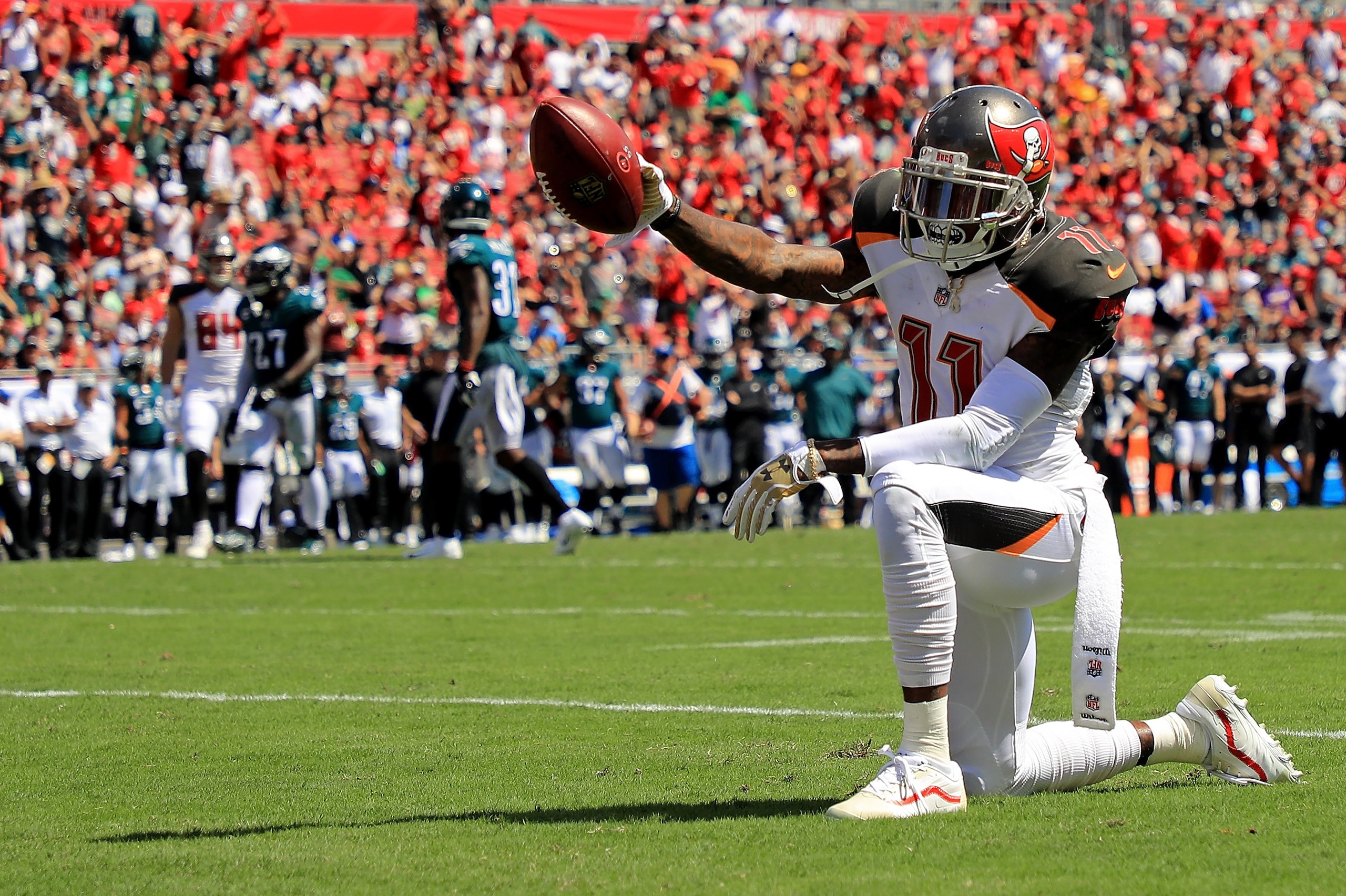 TAMPA, FL - SEPTEMBER 16: DeSean Jackson #11 of the Tampa Bay Buccaneers celebrates a first down during a game against the Philadelphia Eagles at Raymond James Stadium on September 16, 2018 in Tampa, Florida. (Photo by Mike Ehrmann/Getty Images) TAMPA, FL - SEPTEMBER 16: DeSean Jackson #11 of the Tampa Bay Buccaneers celebrates a first down during a game against the Philadelphia Eagles at Raymond James Stadium on September 16, 2018 in Tampa, Florida. (Photo by Mike Ehrmann/Getty Images)