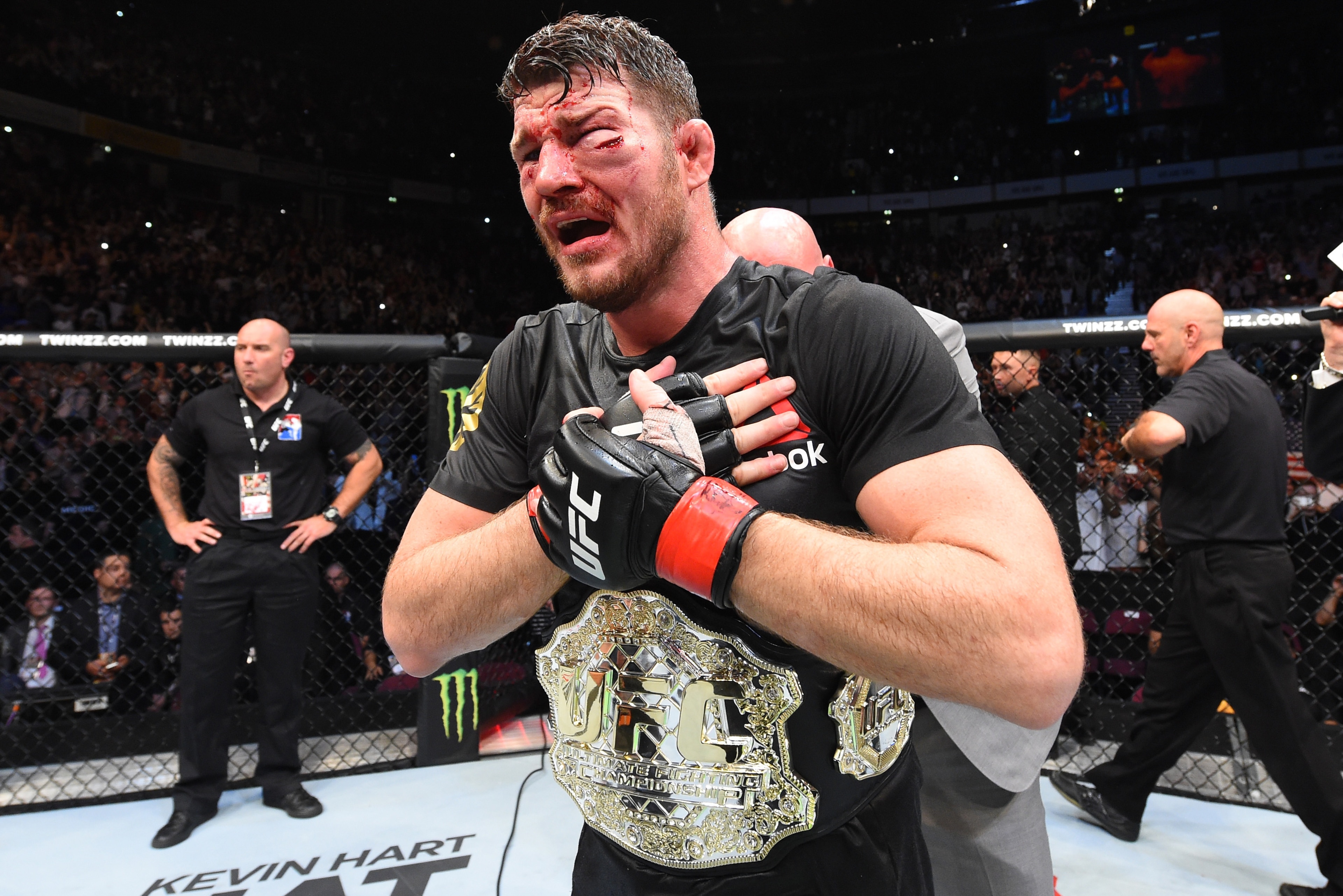 MANCHESTER, ENGLAND - OCTOBER 08: Michael Bisping of England celebrates his victory over Dan Henderson in their UFC middleweight championship bout during the UFC 204 Fight Night at the Manchester Evening News Arena on October 8, 2016 in Manchester, Engla MANCHESTER, ENGLAND - OCTOBER 08: Michael Bisping of England celebrates his victory over Dan Henderson in their UFC middleweight championship bout during the UFC 204 Fight Night at the Manchester Evening News Arena on October 8, 2016 in Manchester, Engla