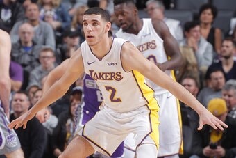 SACRAMENTO, CA - NOVEMBER 22: Lonzo Ball #2 of the Los Angeles Lakers defends against the Sacramento Kings on November 22, 2017 at Golden 1 Center in Sacramento, California. NOTE TO USER: User expressly acknowledges and agrees that, by downloading and or 