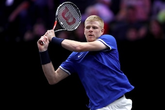 CHICAGO, IL - SEPTEMBER 21:  Team Europe Kyle Edmund of Great Britain returns a shot against Team World Jack Sock of the United States during their Men's Singles match on day one of the 2018 Laver Cup at the United Center on September 21, 2018 in Chicago,
