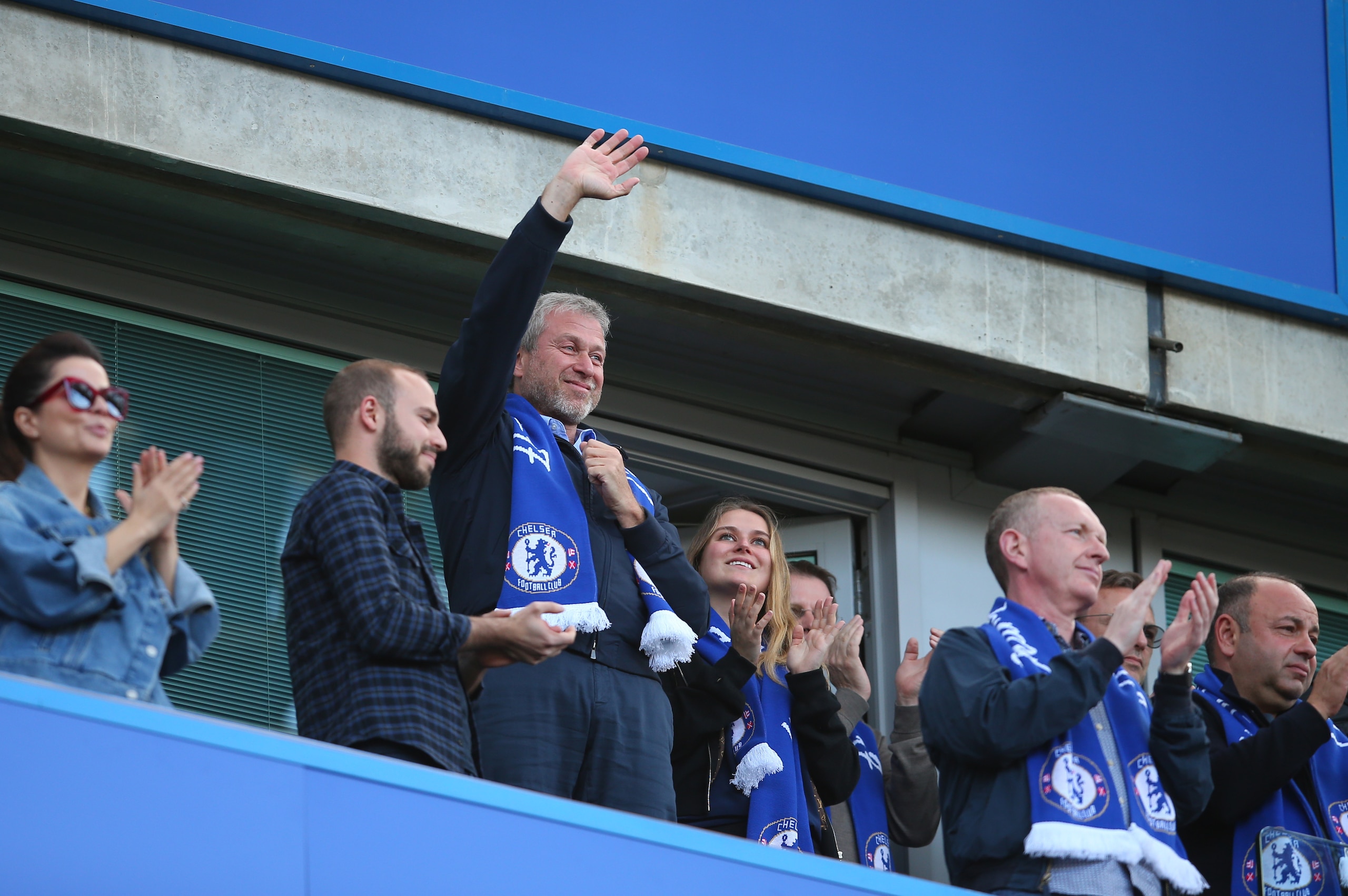 LONDON, ENGLAND - MAY 21: Roman Abramovich owner of Chelsea waves during the Premier League match between Chelsea and Sunderland at Stamford Bridge on May 21, 2017 in London, England. (Photo by Catherine Ivill - AMA/Getty Images)