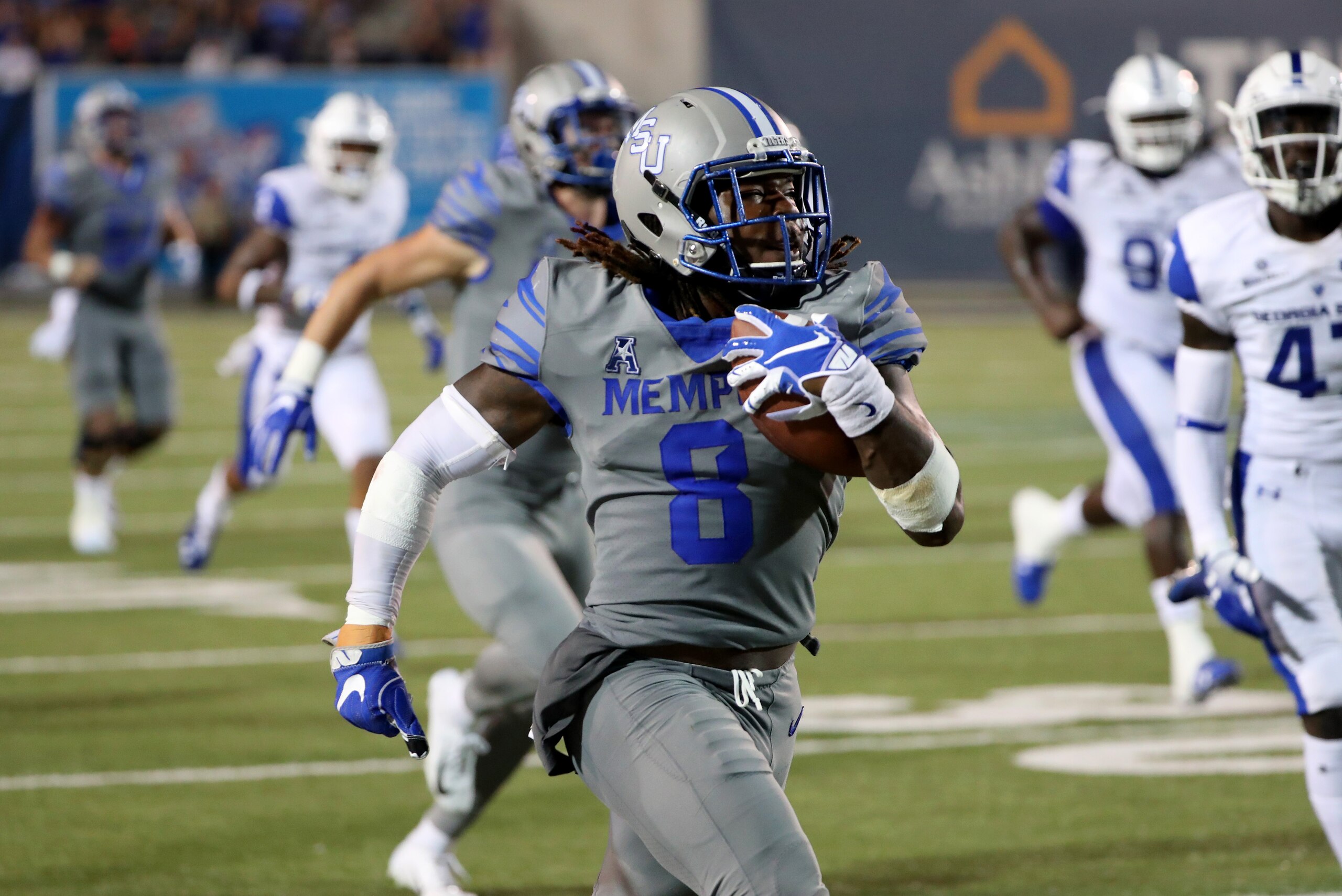 MEMPHIS, TN - SEPTEMBER 14: Darrell Henderson #8 of the Memphis Tigers runs for a touchdown against the Georgia State Panthers on September 14, 2018 at Liberty Bowl Memorial Stadium in Memphis, Tennessee. Memphis defeated Georgia State 59-22. (Photo by Jo