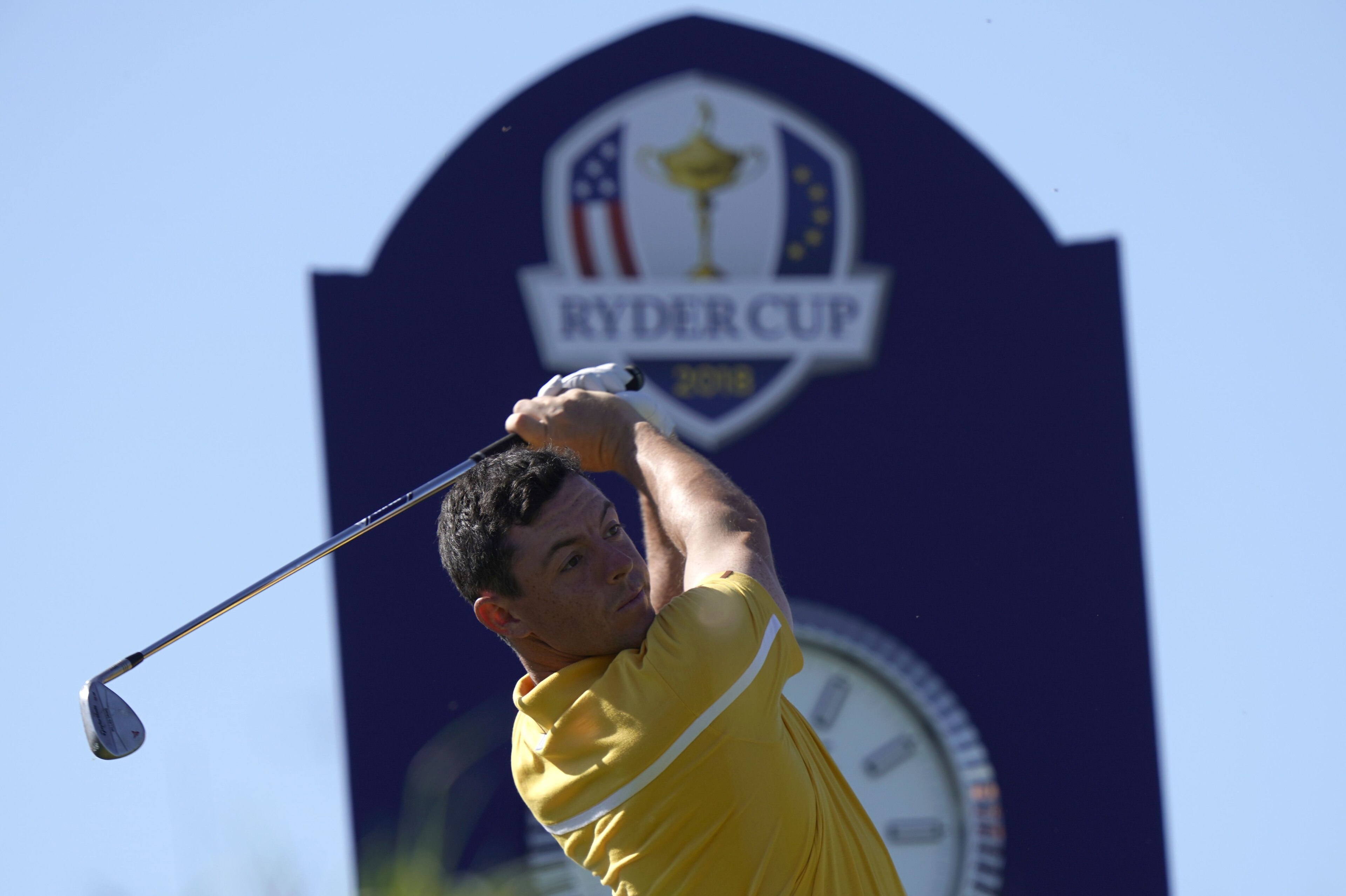 Europe's Northern Irish golfer Rory McIlroy plays a tee shot during a practice session ahead of the 42nd Ryder Cup at Le Golf National Course at Saint-Quentin-en-Yvelines, south-west of Paris on September 27, 2018. (Photo by Lionel BONAVENTURE / AFP) Europe's Northern Irish golfer Rory McIlroy plays a tee shot during a practice session ahead of the 42nd Ryder Cup at Le Golf National Course at Saint-Quentin-en-Yvelines, south-west of Paris on September 27, 2018. (Photo by Lionel BONAVENTURE / AFP)