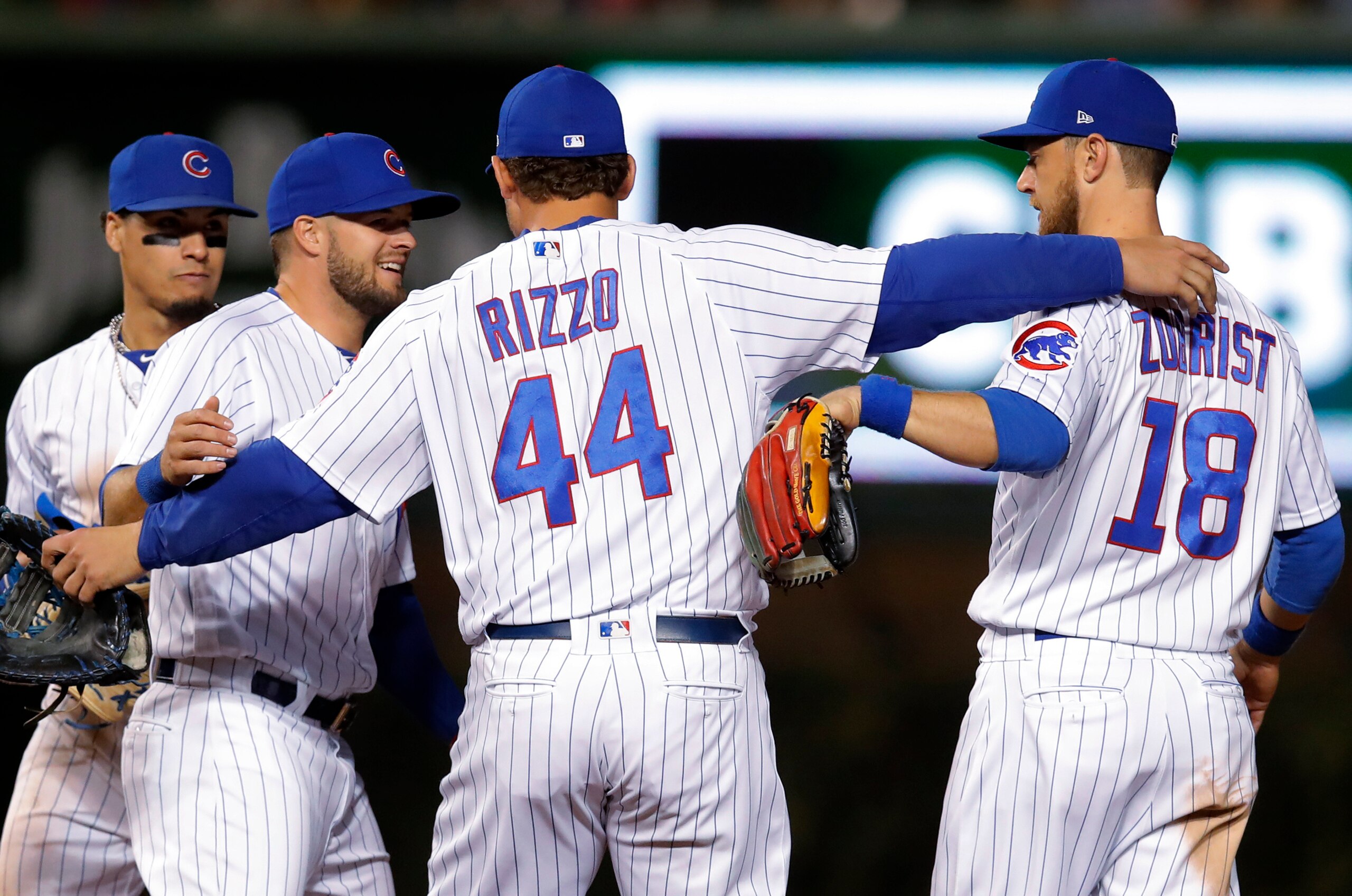 The Cubs go into the final weekend with a one-game lead over the Brewers.