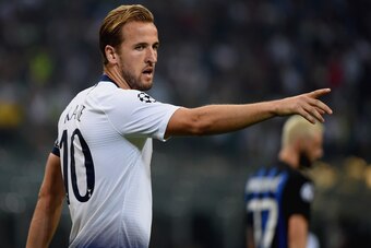 MILAN, ITALY - SEPTEMBER 18:  Harry Kane of Tottenham Hotspur gesturres during the Group B match of the UEFA Champions League between FC Internazionale and Tottenham Hotspur at San Siro Stadium on September 18, 2018 in Milan, Italy.  (Photo by Pier Marco 