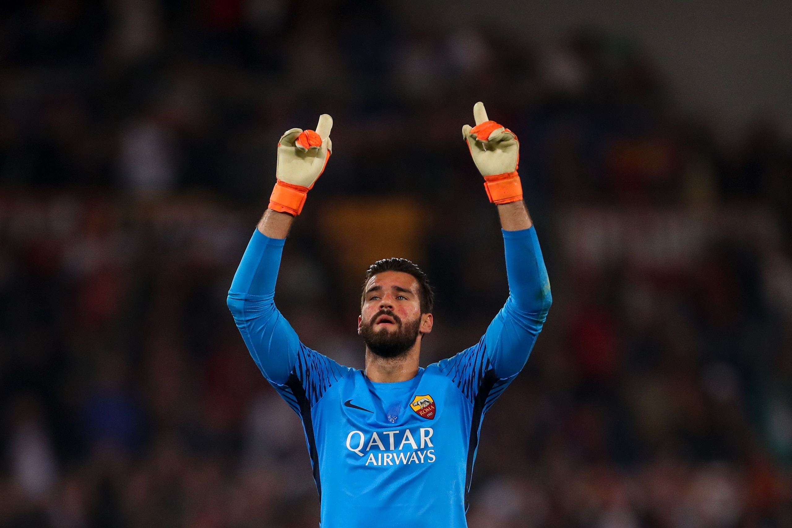 ROME, ITALY - MAY 02: Alisson Becker of AS Roma celebrates during the UEFA Champions League Semi Final Second Leg match between A.S. Roma and Liverpool at Stadio Olimpico on May 2, 2018 in Rome, Italy. (Photo by Robbie Jay Barratt - AMA/Getty Images)
