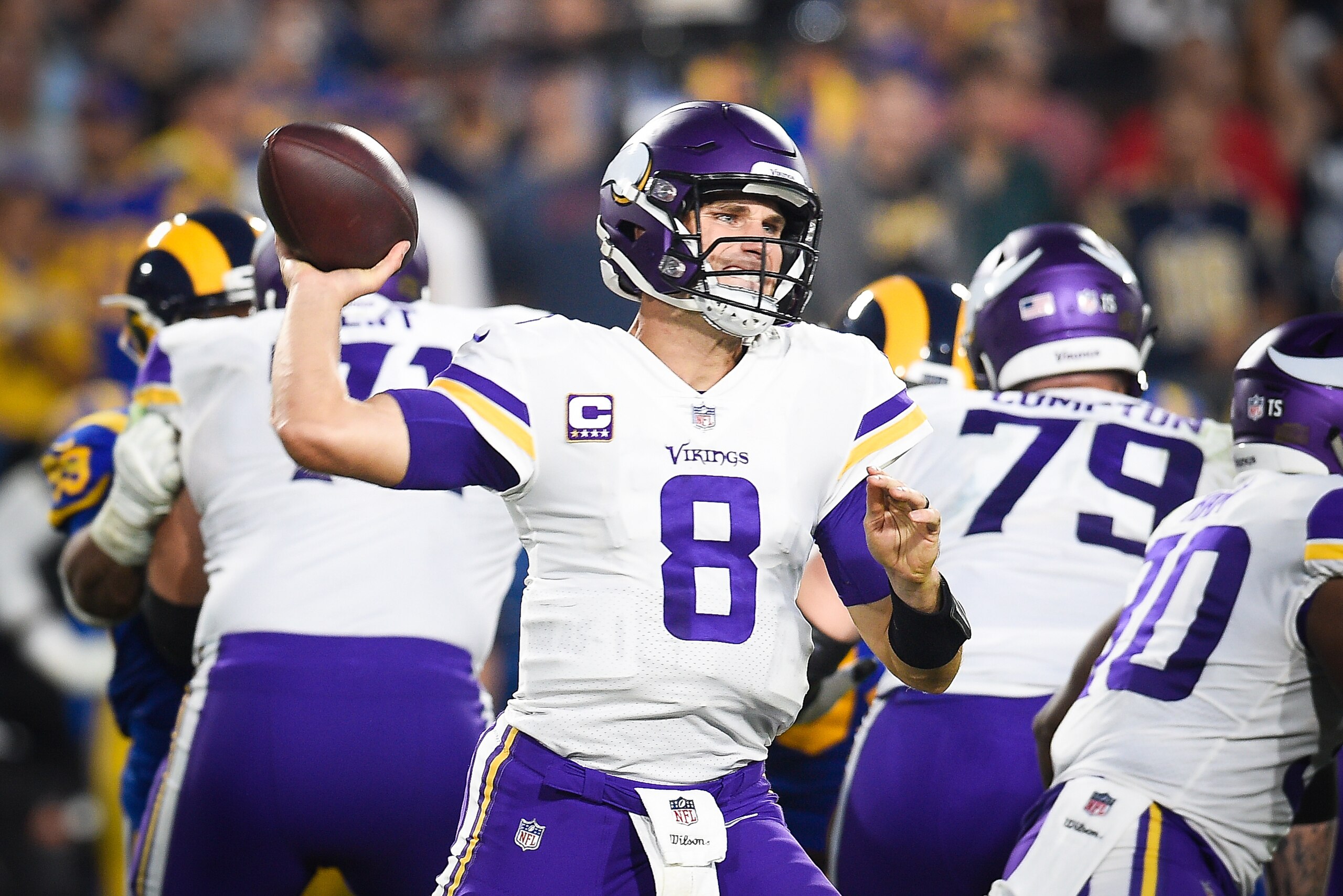 LOS ANGELES, CA - SEPTEMBER 27: Quarterback Kirk Cousins #8 of the Minnesota Vikings throws to wide receiver Laquon Treadwell #11 for a catch in the game against the Los Angeles Rams at Los Angeles Memorial Coliseum on September 27, 2018 in Los Angeles, C