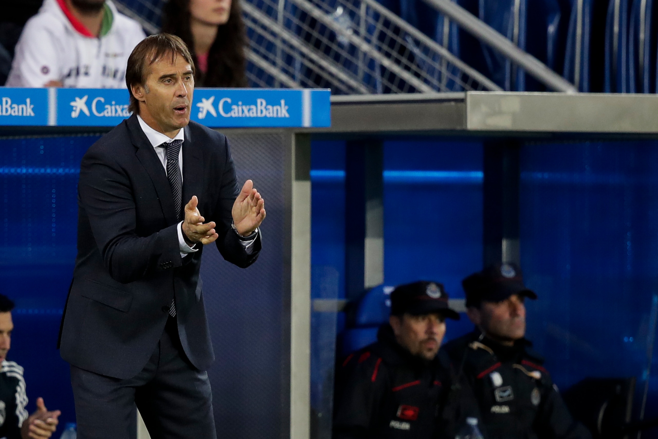 VITORIA GASTEIZ, SPAIN - OCTOBER 6: coach Julen Lopetegui of Real Madrid during the La Liga Santander  match between Deportivo Alaves v Real Madrid at the Estadio de Mendizorroza on October 6, 2018 in Vitoria Gasteiz Spain (Photo by David S. Bustamante/So