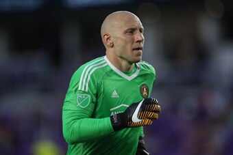ORLANDO, FL - JULY 21: Brad Guzan of Atlanta United during the MLS match between Atlanta United and Orlando City at Orlando City Stadium on July 21, 2017 in Orlando, Florida. (Photo by Robbie Jay Barratt - AMA/Getty Images)