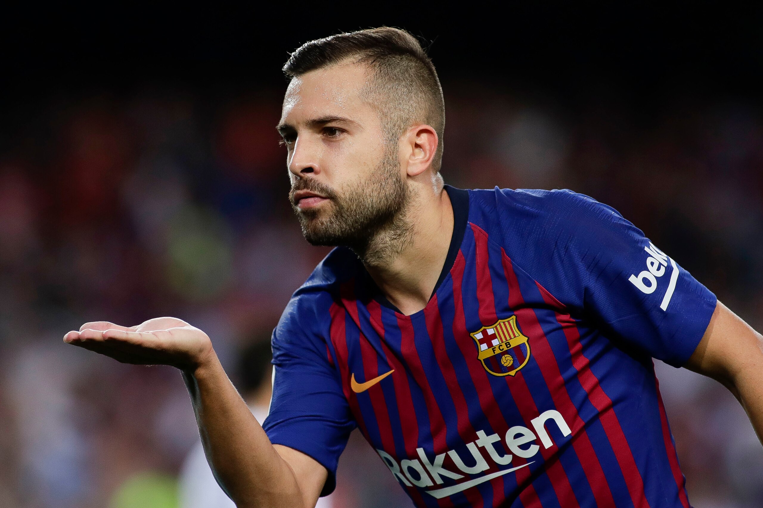 Alba is still waiting on a contract offer from Barca.