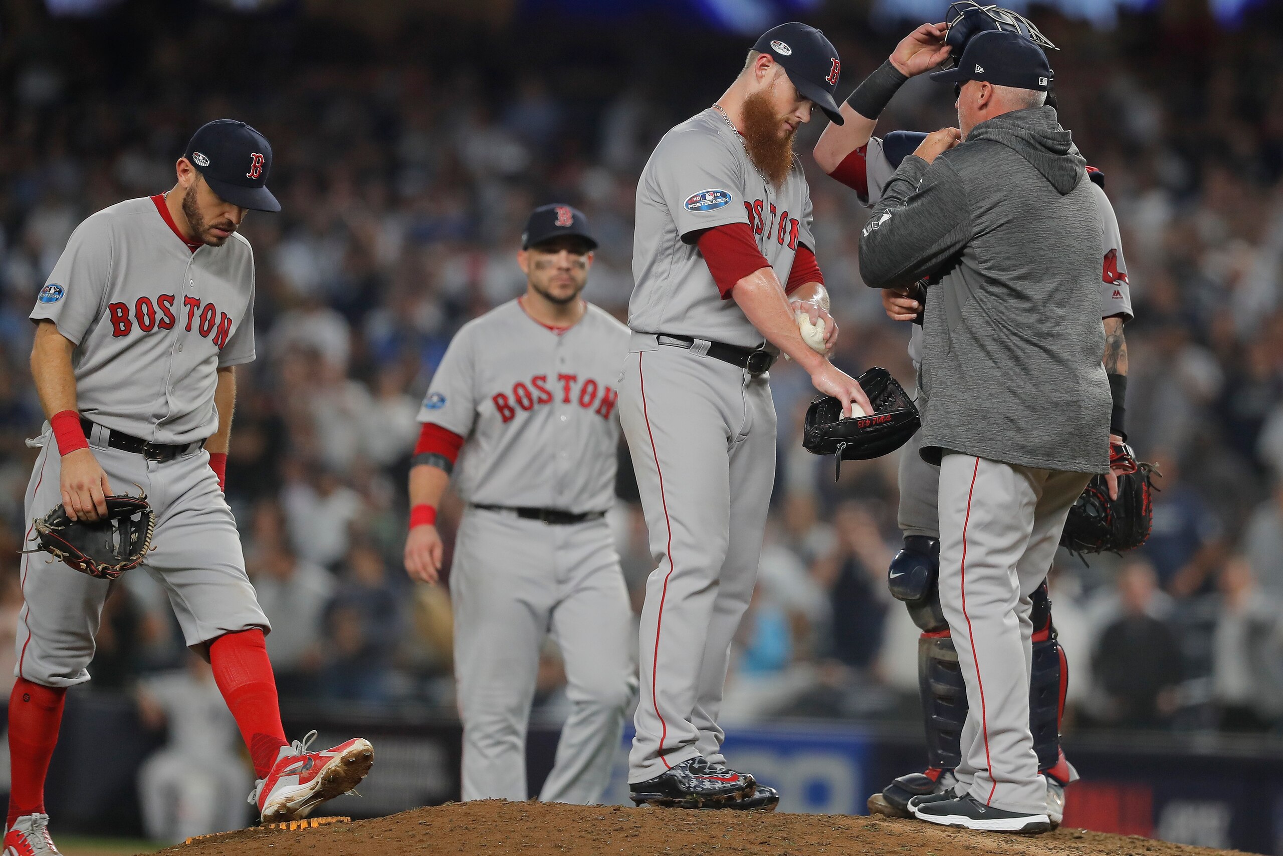 Closer Craig Kimbrel's Game 4 performance against the Yankees prompted more than one meeting at the mound.