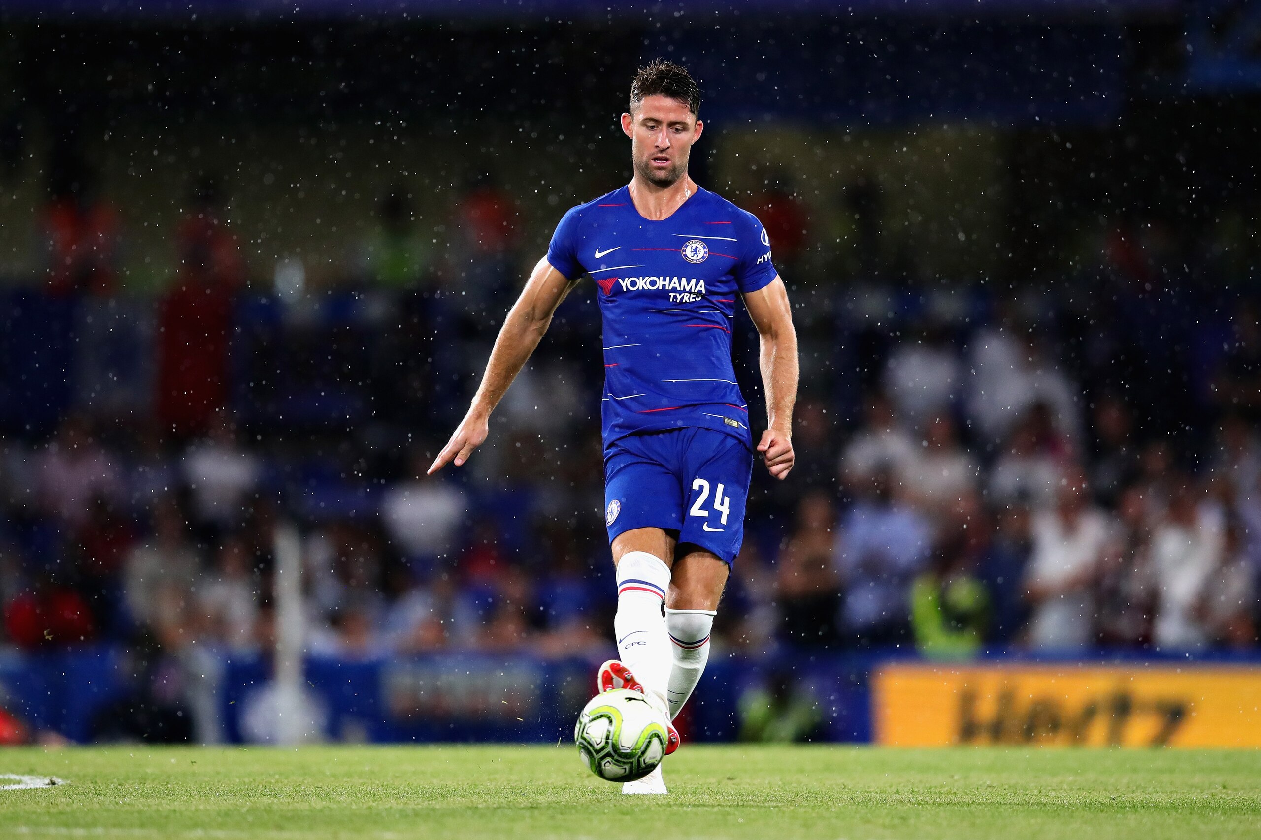 LONDON, ENGLAND - AUGUST 07: Gary Cahill of Chelsea in action during the pre-season friendly match between Chelsea and Olympique Lyonnais at Stamford Bridge on August 7, 2018 in London, England. (Photo by Chris Brunskill/Fantasista/Getty Images) LONDON, ENGLAND - AUGUST 07: Gary Cahill of Chelsea in action during the pre-season friendly match between Chelsea and Olympique Lyonnais at Stamford Bridge on August 7, 2018 in London, England. (Photo by Chris Brunskill/Fantasista/Getty Images)