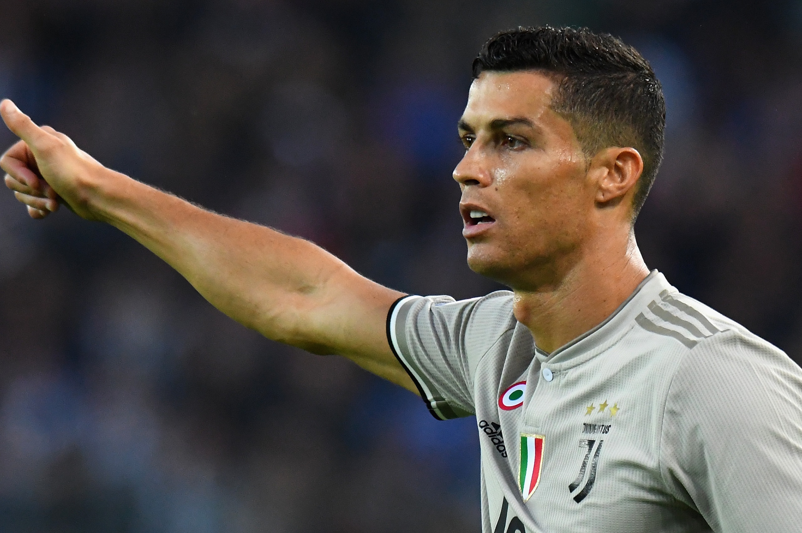 UDINE, ITALY - OCTOBER 06:  Cristiano Ronaldo of Juventus gestures during the Serie A match between Udinese and Juventus at Stadio Friuli on October 6, 2018 in Udine, Italy.  (Photo by Alessandro Sabattini/Getty Images)