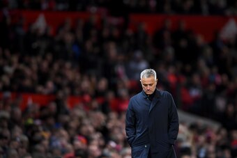 MANCHESTER, ENGLAND - OCTOBER 06:  Jose Mourinho, Manager of Manchester United looks dejected during the Premier League match between Manchester United and Newcastle United at Old Trafford on October 6, 2018 in Manchester, United Kingdom.  (Photo by Laure