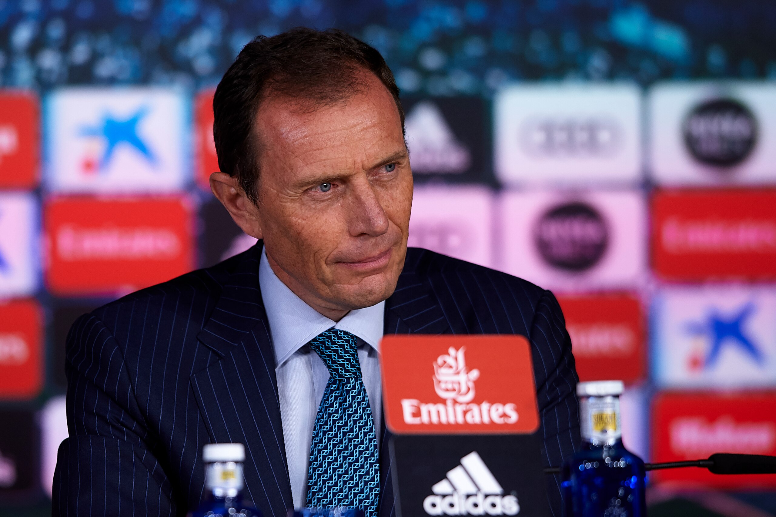 MADRID, SPAIN - AUGUST 31:  Emilio Butragueno addresses the media during Mariano Diaz Mejia presentation as new Real Madrid player at Santiago Bernabeu Stadium on August 31, 2018 in Madrid, Spain.  (Photo by Quality Sport Images/Getty Images)