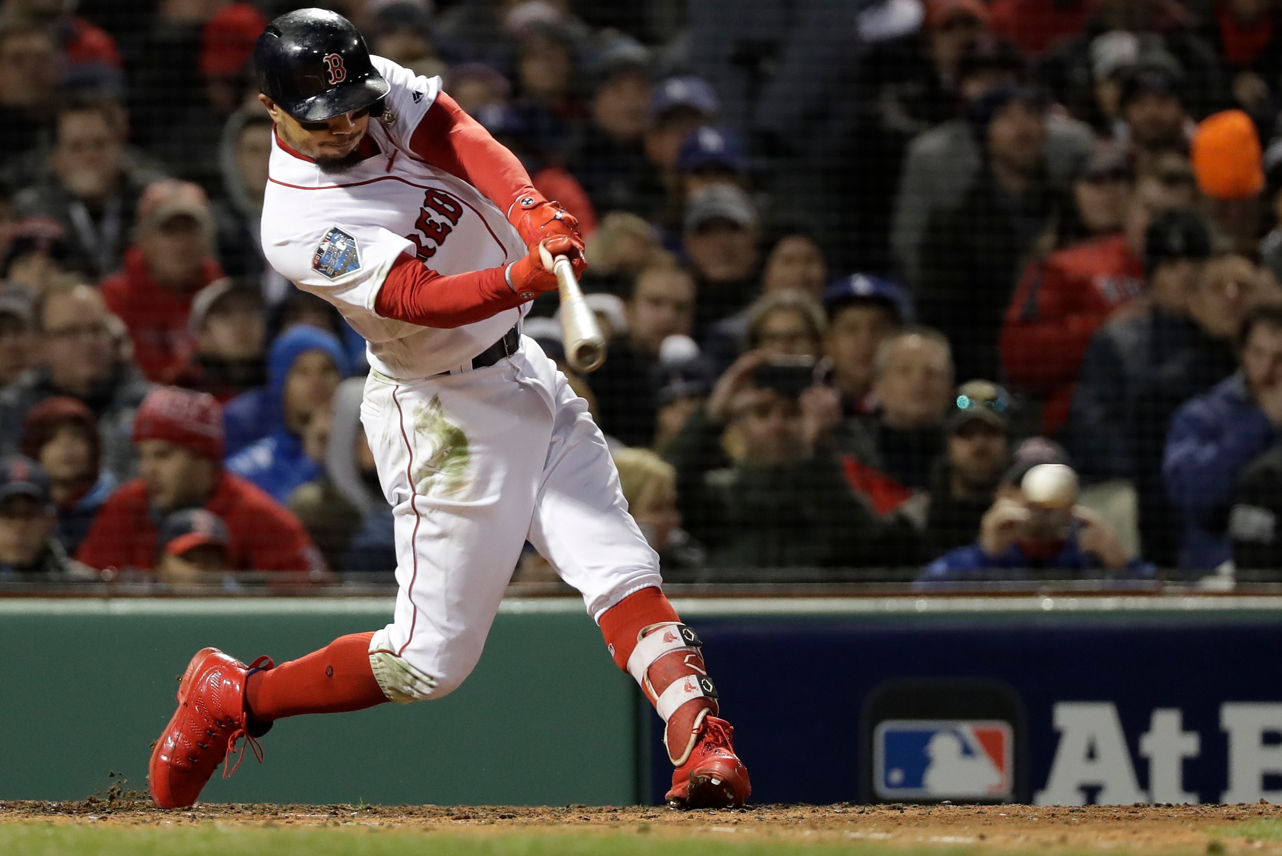 Mookie Betts hopes to set the tone for Boston in Game 3.