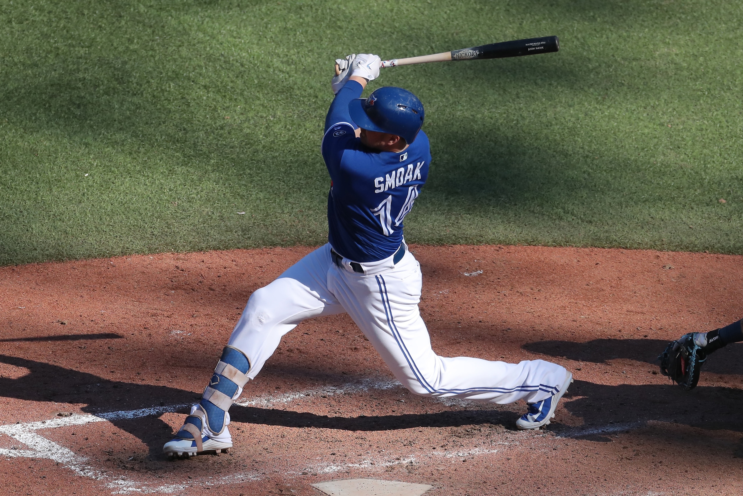 TORONTO, ON - SEPTEMBER 23: Justin Smoak #14 of the Toronto Blue Jays bats in the ninth inning during MLB game action against the Tampa Bay Rays at Rogers Centre on September 23, 2018 in Toronto, Canada. (Photo by Tom Szczerbowski/Getty Images)