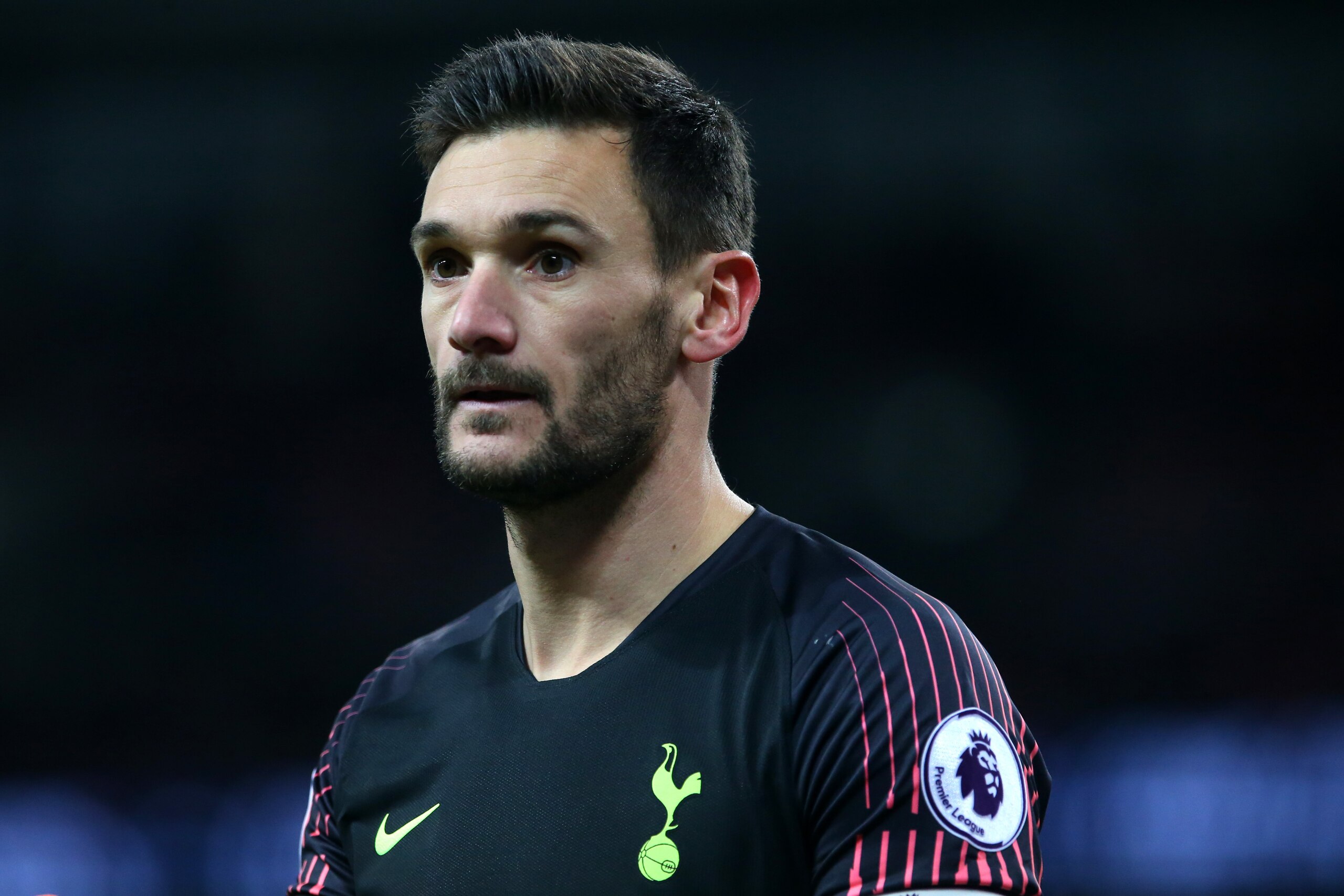 LONDON, ENGLAND - OCTOBER 29: Hugo Lloris of Tottenham Hotspur looks on during the Premier League match between Tottenham Hotspur and Manchester City at Wembley Stadium on October 29, 2018 in London, United Kingdom. (Photo by Chloe Knott - Danehouse/Getty