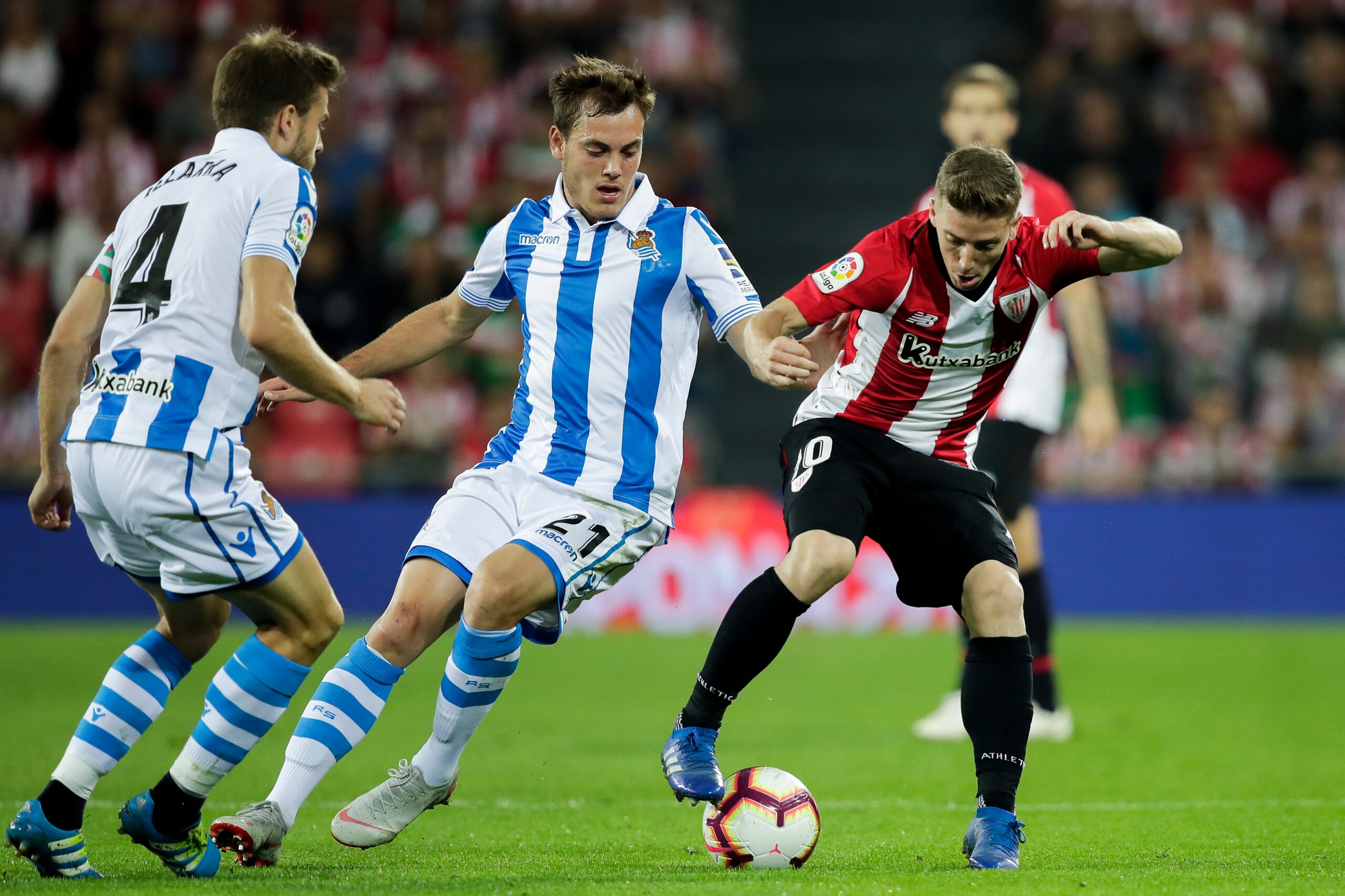 BILBAO, SPAIN - OCTOBER 5: Asier Illarramendi of Real Sociedad, Jon Bautista of Real Sociedad, Iker Muniain of Athletic Bilbao during the La Liga Santander  match between Athletic de Bilbao v Real Sociedad at the Estadio San Mames on October 5, 2018 in Bi
