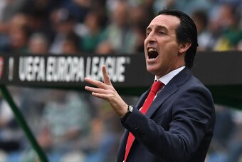 Arsenal's Spanish head coach Unai Emery reacts during the UEFA Europa League group E football match Sporting CP vs Arsenal FC at the Alvalade stadium in Lisbon on October 25, 2018. (Photo by Francisco LEONG / AFP)        (Photo credit should read FRANCISC