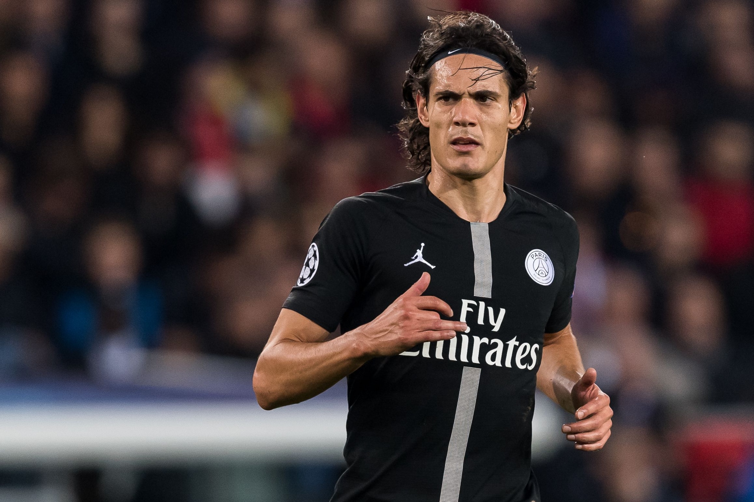 Edinson Cavani of Paris Saint-Germain during the UEFA Champions League group C match between Paris St Germain and SSC Napoli at the Parc des Princes on October 24, 2018 in Paris, France(Photo by VI Images via Getty Images)