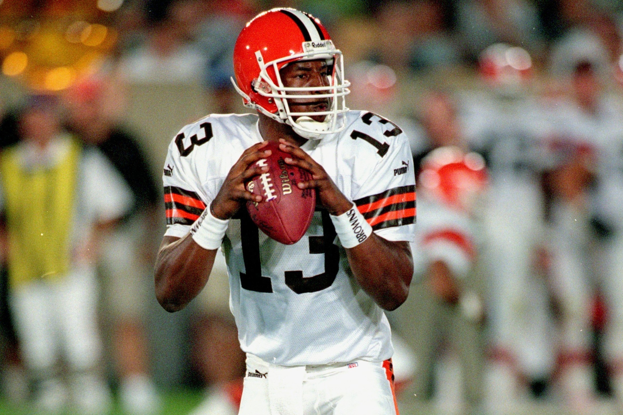 12 Aug 2000: Quarterback Wynn Spergon #13 of the Cleveland Browns moves back to pass the ball during the Pre-Season game against the Chicago Bears at Soldier Field in Chicago, Illinois.  The Bears defeated the Browns 19-6.Mandatory Credit: Jonathan Daniel