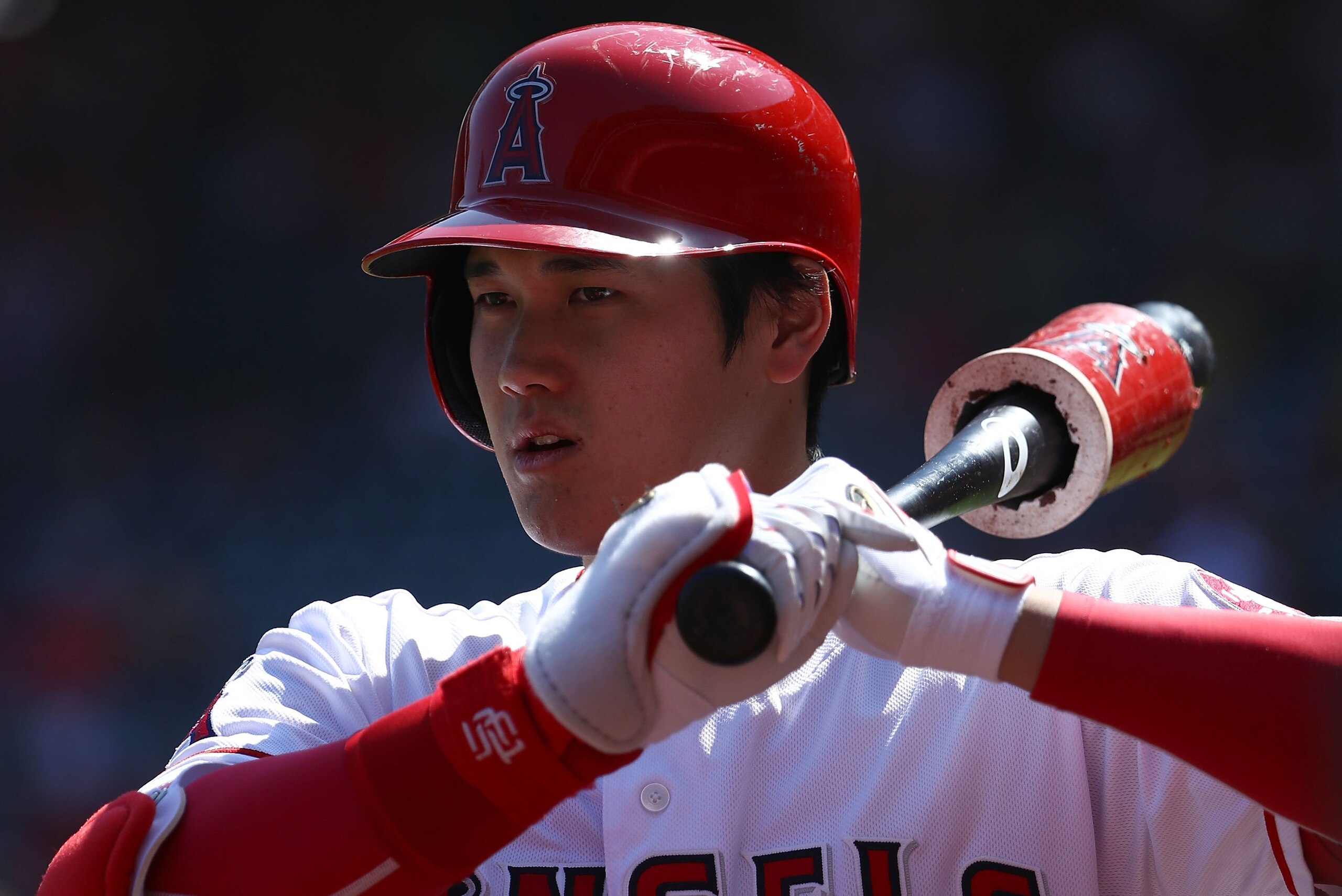 ANAHEIM, CA - SEPTEMBER 30:  Shohei Ohtani #17 of the Los Angeles Angels of Anaheim stands on-deck during the first inning of the MLB game against the Oakland Athletics at Angel Stadium on September 30, 2018 in Anaheim, California. The Angels defeatd the 