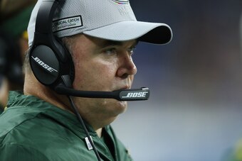 DETROIT, MI - OCTOBER 07: Green Bay Packers head football coach Mike McCarthy watches the actions during the fourth quarter of the game against the Detroit Lions at Ford Field on October 7, 2018 in Detroit, Michigan. The Lions defeated the Packers 31-23. 