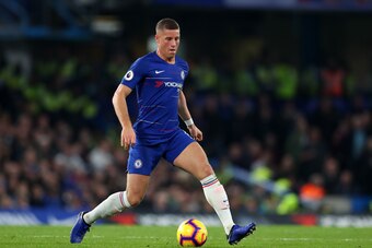 LONDON, ENGLAND - NOVEMBER 04: Ross Barkley of Chelsea during the Premier League match between Chelsea FC and Crystal Palace at Stamford Bridge on November 4, 2018 in London, United Kingdom. (Photo by Catherine Ivill/Getty Images)
