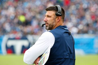 NASHVILLE, TN - NOVEMBER 11: Head coach Mike Vrabel of the Tennessee Titans watches the fourth quarter against the New England Patriots at Nissan Stadium on November 11, 2018 in Nashville, Tennessee. (Photo by Frederick Breedon/Getty Images)