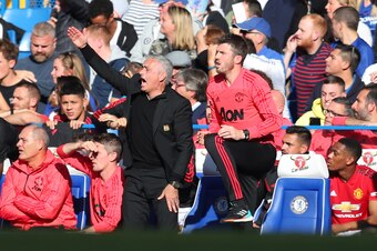 LONDON, ENGLAND - OCTOBER 20: Jose Mourinho manager of Manchester United appeals as assistant coach Michael Carrick looks on during the Premier League match between Chelsea FC and Manchester United at Stamford Bridge on October 20, 2018 in London, United 