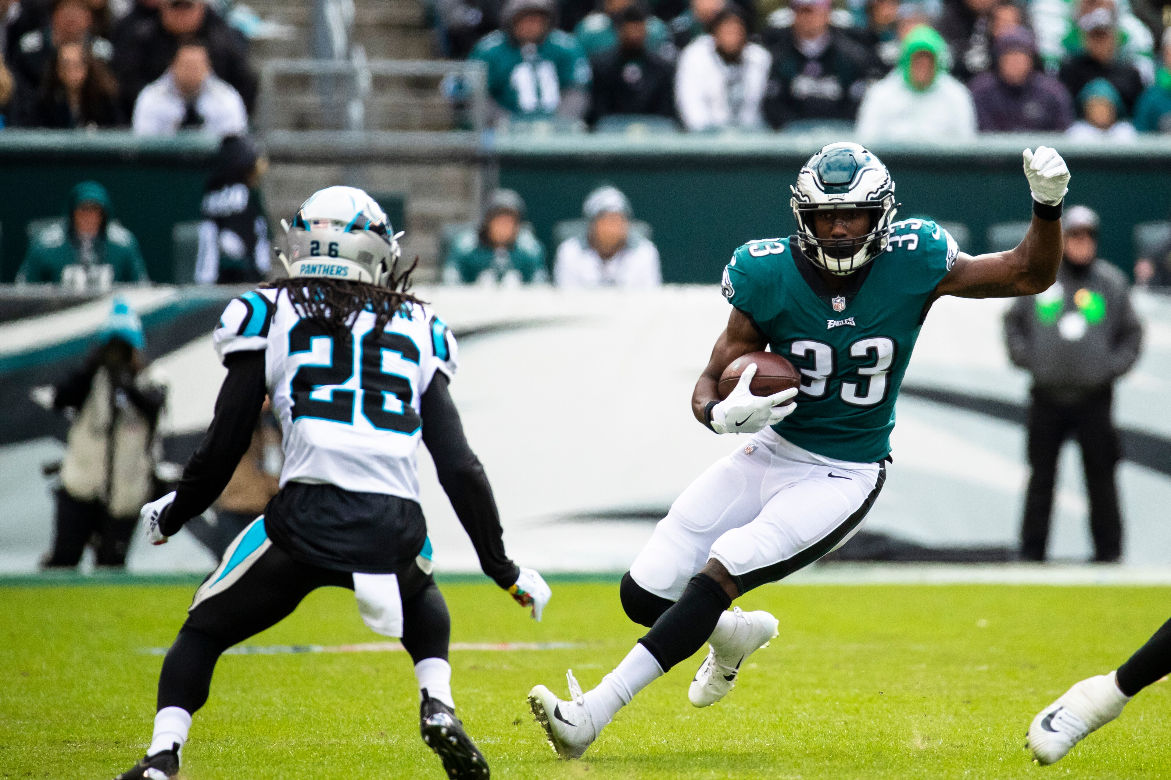 PHILADELPHIA, PA - OCTOBER 21:  Josh Adams #33 of the Philadelphia Eagles runs with the ball during the first half against the Carolina Panthers at Lincoln Financial Field on October 21, 2018 in Philadelphia, Pennsylvania. Carolina defeats Philadelphia 21