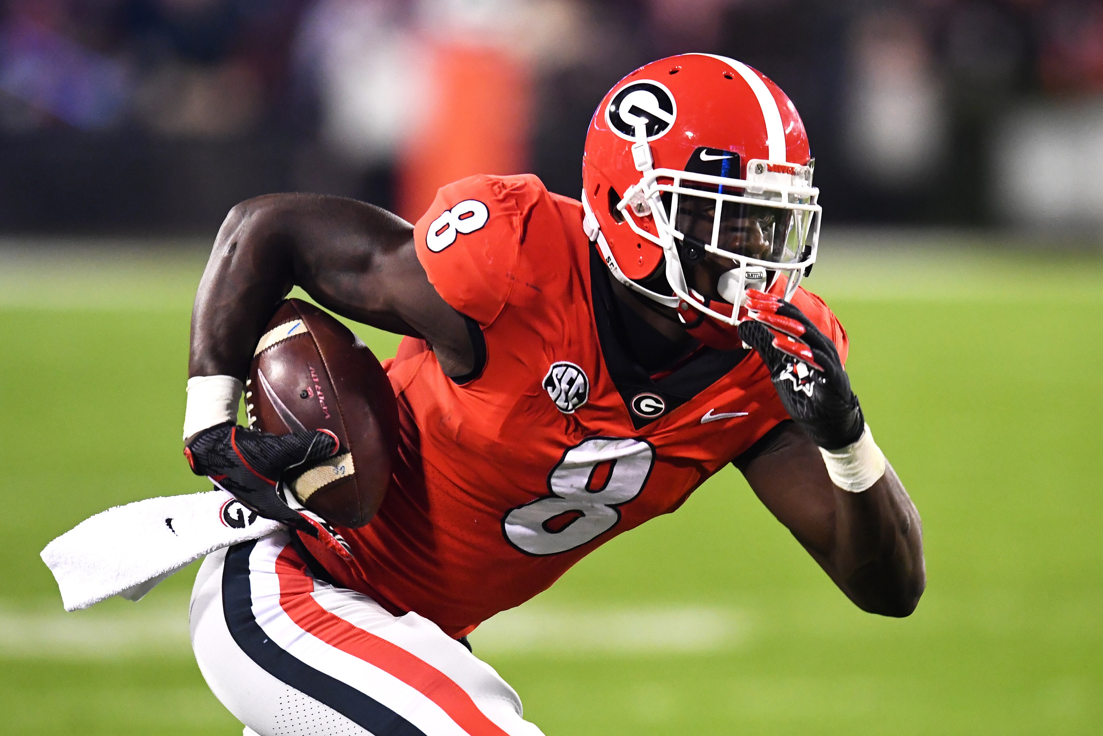 ATHENS, GA - NOVEMBER 10: Riley Ridley #8 of the Georgia Bulldogs runs with a catch against the Auburn Tigers on November 10, 2018 at Sanford Stadium in Athens, Georgia. (Photo by Scott Cunningham/Getty Images)