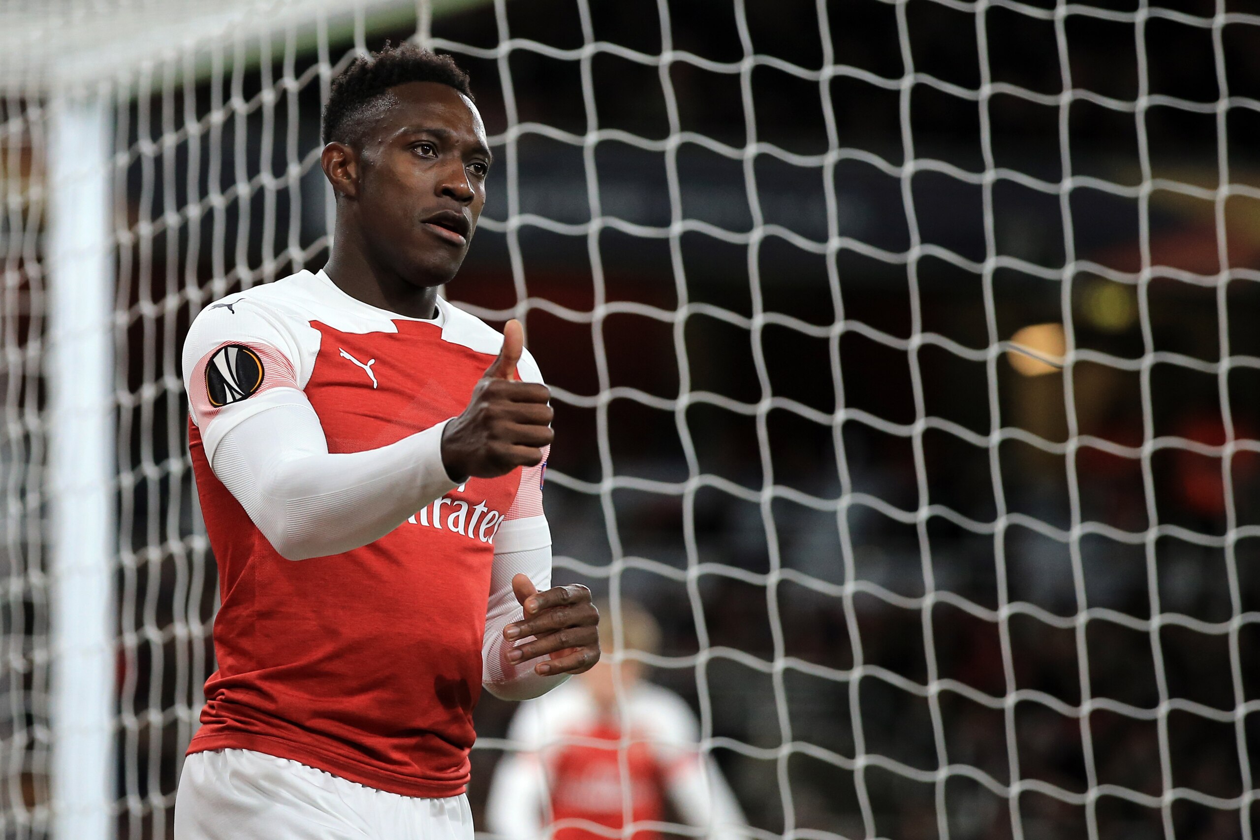 LONDON, ENGLAND - NOVEMBER 08: Danny Welbeck of Arsenal gives a thumbs up during the UEFA Europa League Group E match between Arsenal and Sporting CP at Emirates Stadium on November 8, 2018 in London, United Kingdom. (Photo by Marc Atkins/Getty Images) LONDON, ENGLAND - NOVEMBER 08: Danny Welbeck of Arsenal gives a thumbs up during the UEFA Europa League Group E match between Arsenal and Sporting CP at Emirates Stadium on November 8, 2018 in London, United Kingdom. (Photo by Marc Atkins/Getty Images)