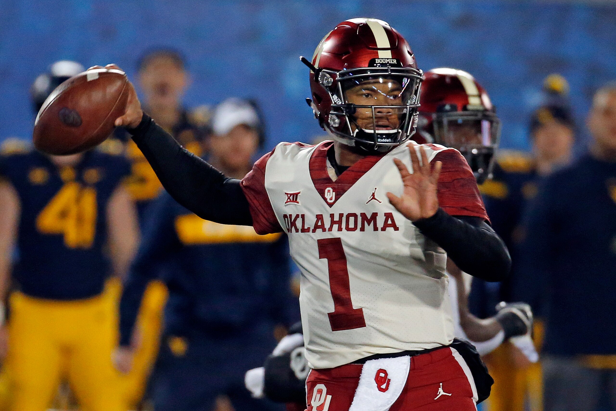MORGANTOWN, WV - NOVEMBER 23: Kyler Murray #1 of the Oklahoma Sooners passes in the first half against the West Virginia Mountaineers on November 23, 2018 at Mountaineer Field in Morgantown, West Virginia. (Photo by Justin K. Aller/Getty Images) MORGANTOWN, WV - NOVEMBER 23: Kyler Murray #1 of the Oklahoma Sooners passes in the first half against the West Virginia Mountaineers on November 23, 2018 at Mountaineer Field in Morgantown, West Virginia. (Photo by Justin K. Aller/Getty Images)