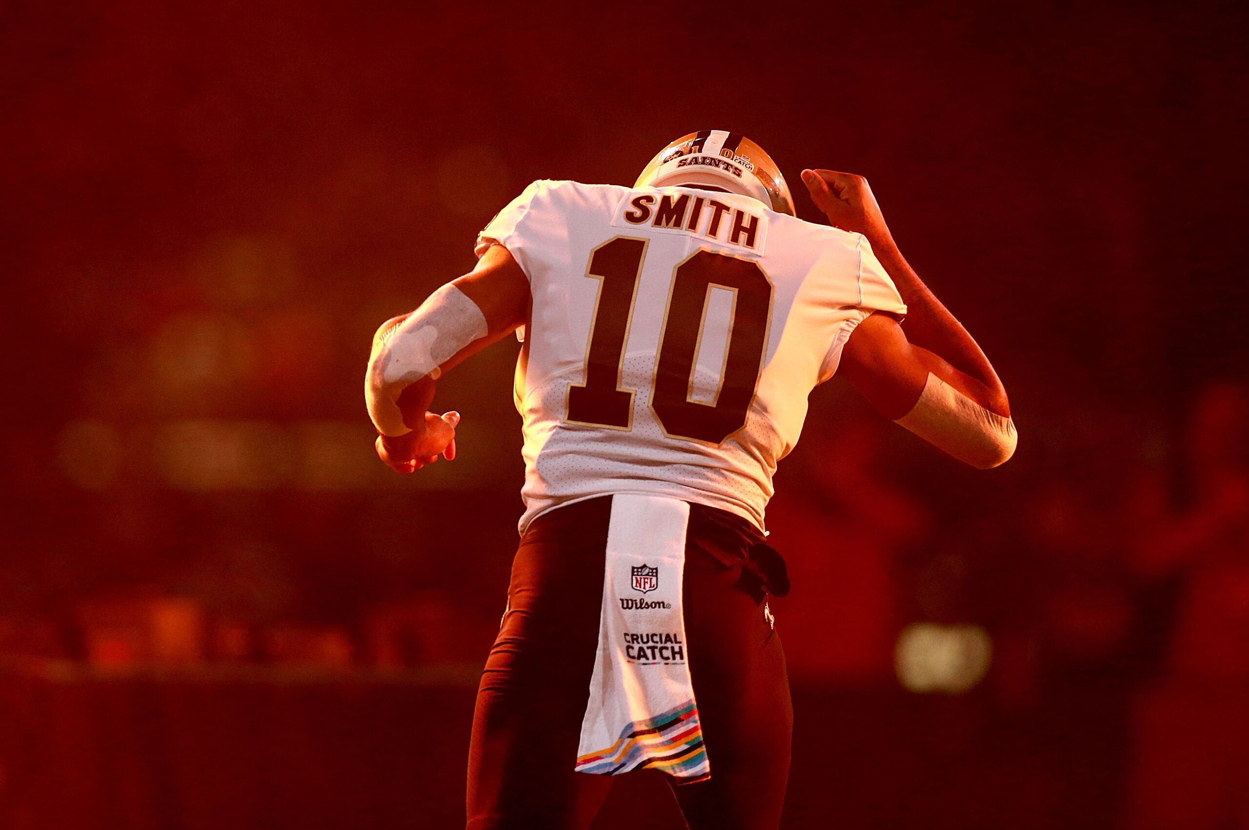 NEW ORLEANS, LA - OCTOBER 08:  Tre'Quan Smith #10 of the New Orleans Saints runs out on to the field before a game against the Washington Redskins during at the Mercedes-Benz Superdome on October 8, 2018 in New Orleans, Louisiana.  (Photo by Sean Gardner/