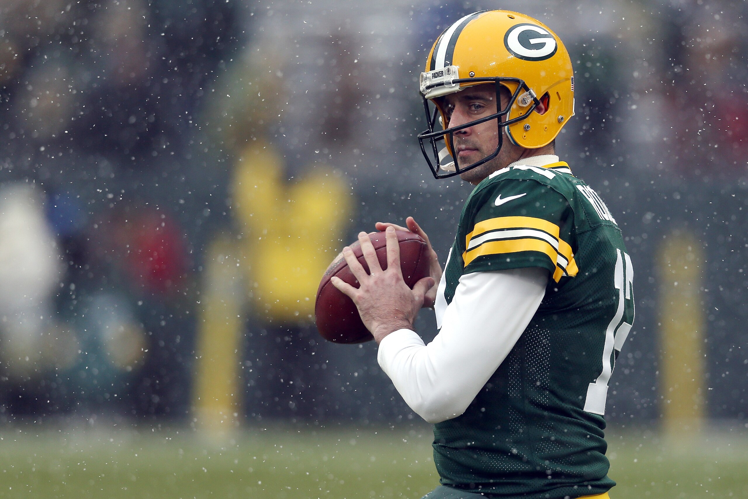 GREEN BAY, WI - DECEMBER 02: Aaron Rodgers #12 of the Green Bay Packers warms up before a game against the Arizona Cardinals at Lambeau Field on December 2, 2018 in Green Bay, Wisconsin. (Photo by Dylan Buell/Getty Images) GREEN BAY, WI - DECEMBER 02: Aaron Rodgers #12 of the Green Bay Packers warms up before a game against the Arizona Cardinals at Lambeau Field on December 2, 2018 in Green Bay, Wisconsin. (Photo by Dylan Buell/Getty Images)