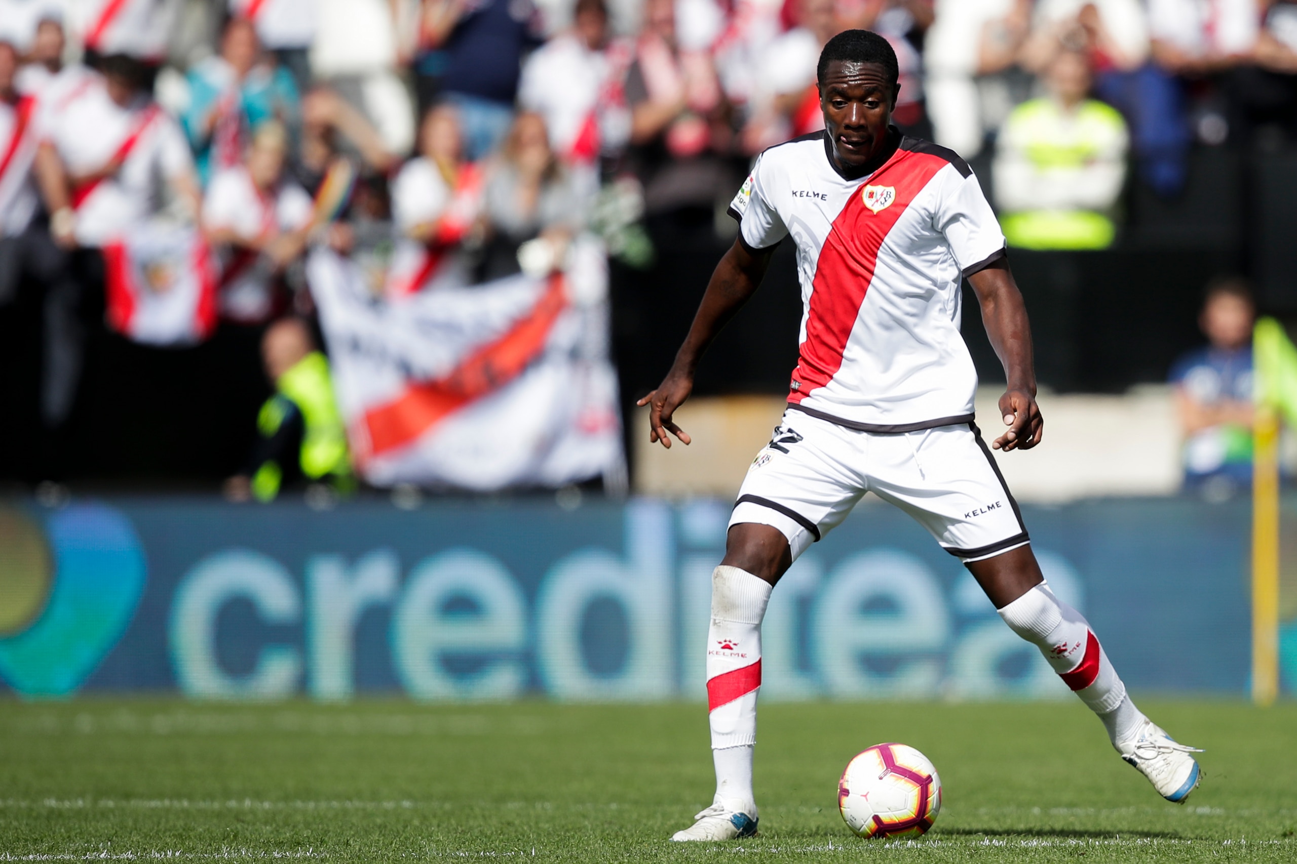 , SPAIN - OCTOBER 21: Giannelli Imbula of Rayo Vallecano during the La Liga Santander match between Rayo Vallecano v Getafe on October 21, 2018 (Photo by David S. Bustamante/Soccrates /Getty Images) , SPAIN - OCTOBER 21: Giannelli Imbula of Rayo Vallecano during the La Liga Santander match between Rayo Vallecano v Getafe on October 21, 2018 (Photo by David S. Bustamante/Soccrates /Getty Images)