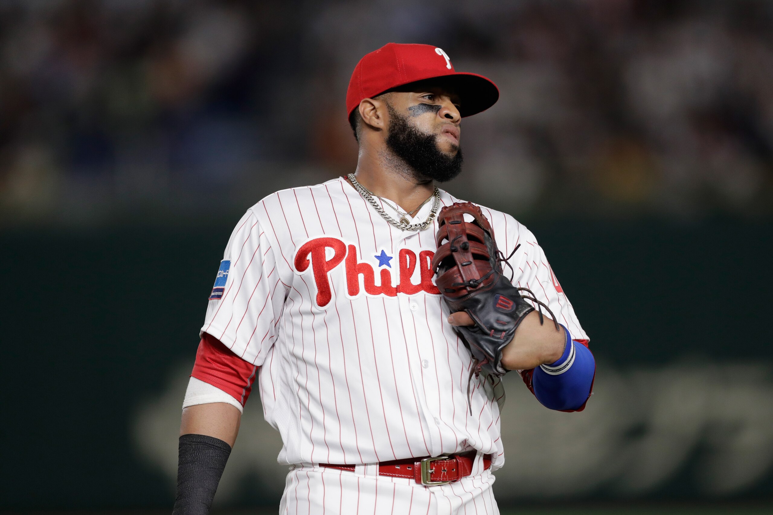 TOKYO, JAPAN - NOVEMBER 10: Infielder Carlos Santana #41 of the Philadelhia Phillies  reacts after a throwing error by Enrique Hernandez #14 of the Los Angeles Dodgers in the top of 5th inning during the game two of the Japan and MLB All Stars at Tokyo Do